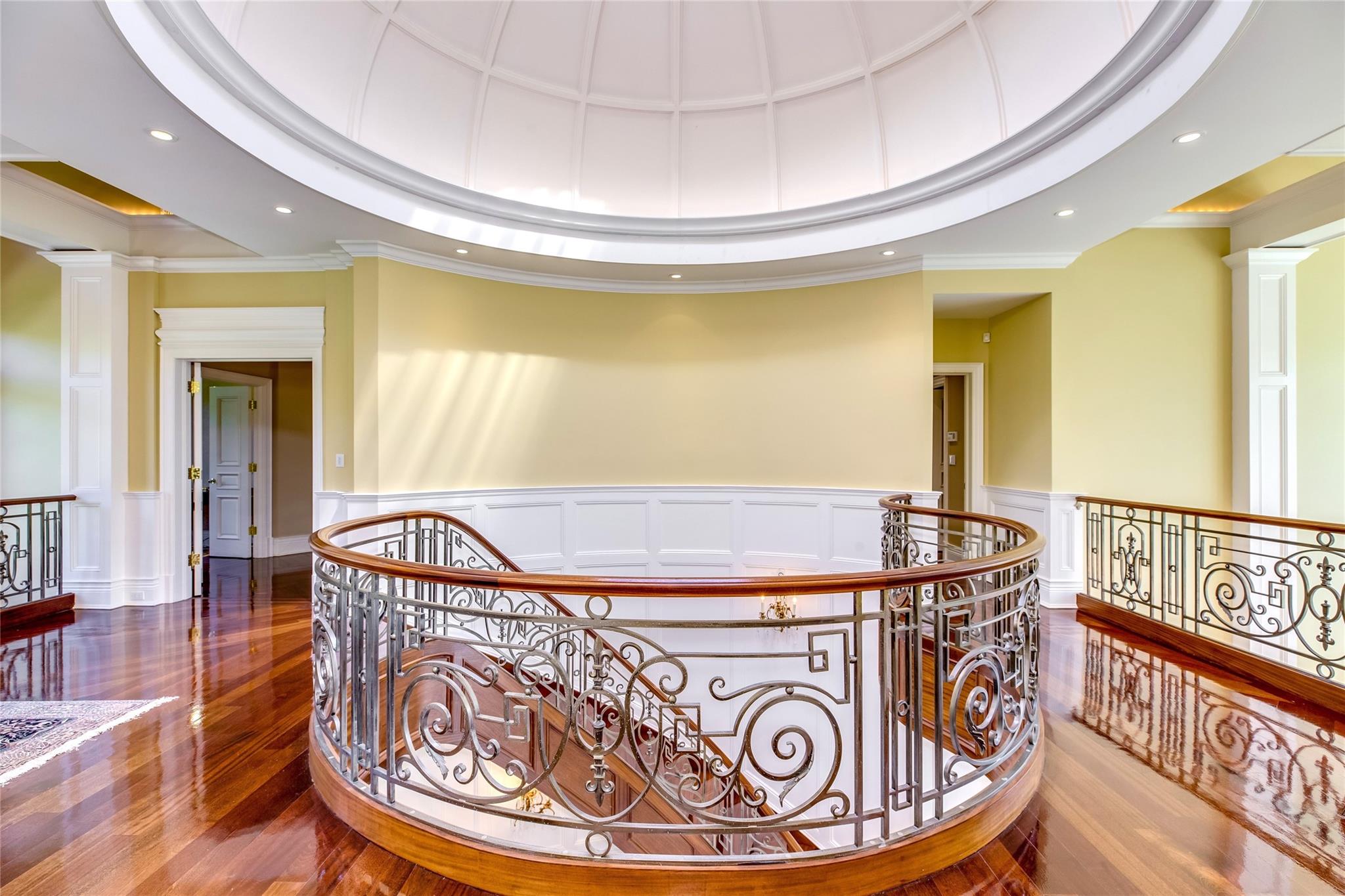 11 Dupont Court, Brookville, NY 11548