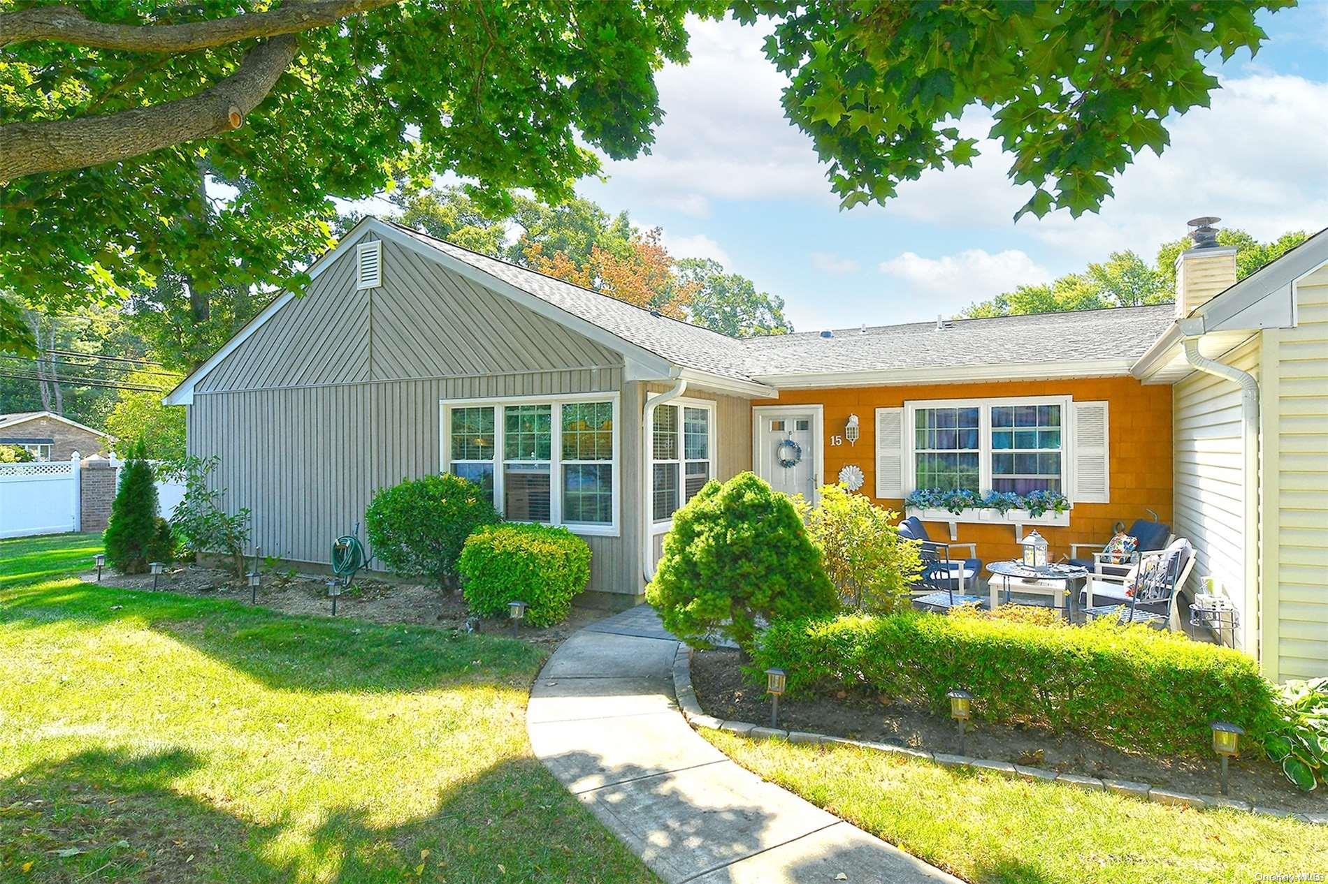 15 Revere Drive # 15, Sayville, NY 11782