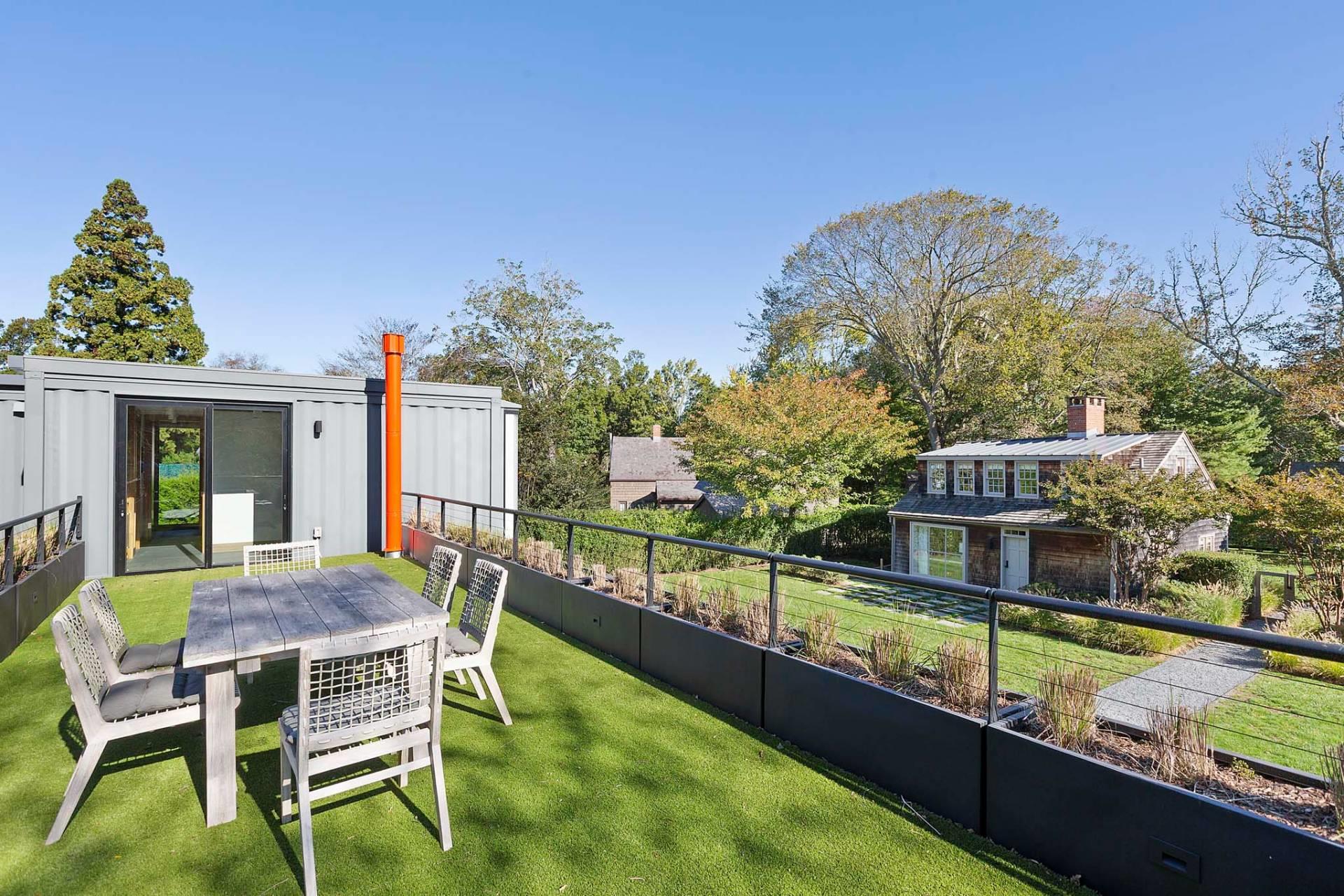 13 Egypt Lane, East Hampton, NY 11937