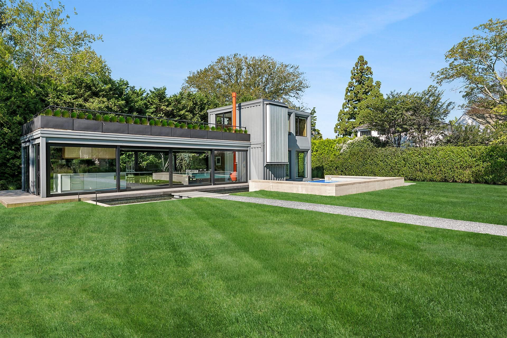 13 Egypt Lane, East Hampton, NY 11937