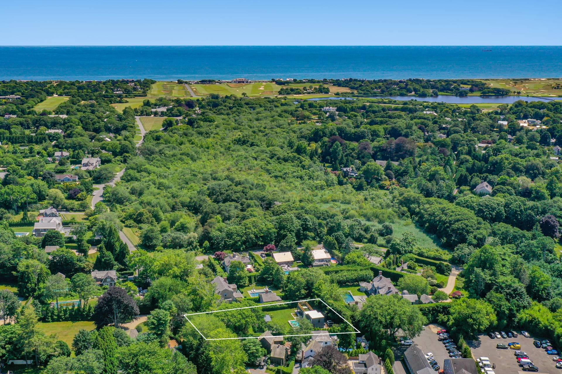 13 Egypt Lane, East Hampton, NY 11937