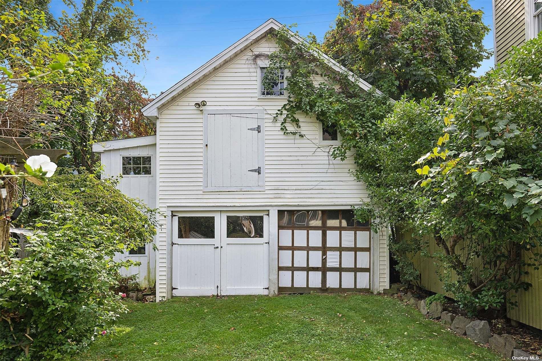 151 Bay Avenue, Greenport, NY 11944