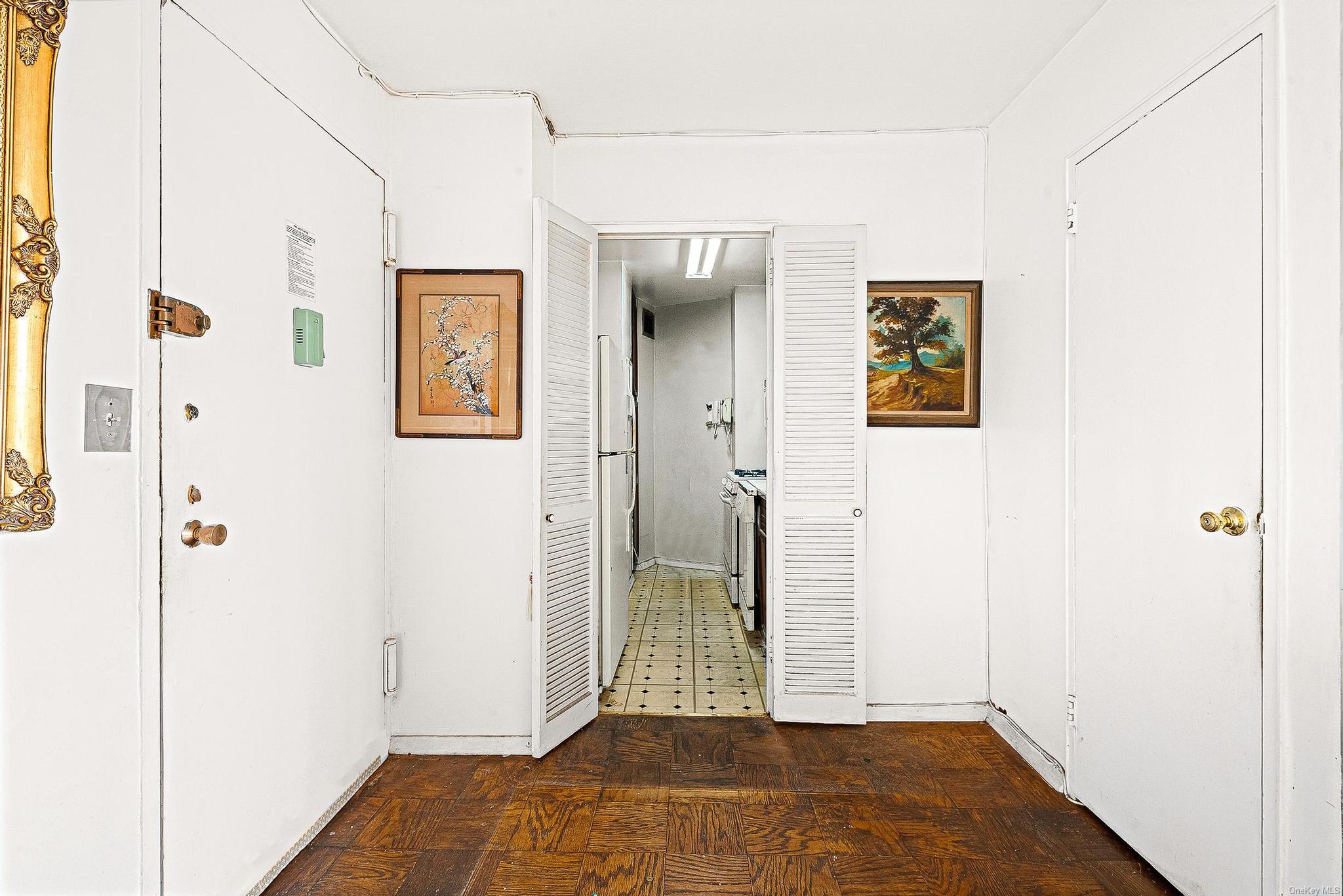 70-25 Yellowstone Boulevard # 7S, Forest Hills, NY 11375