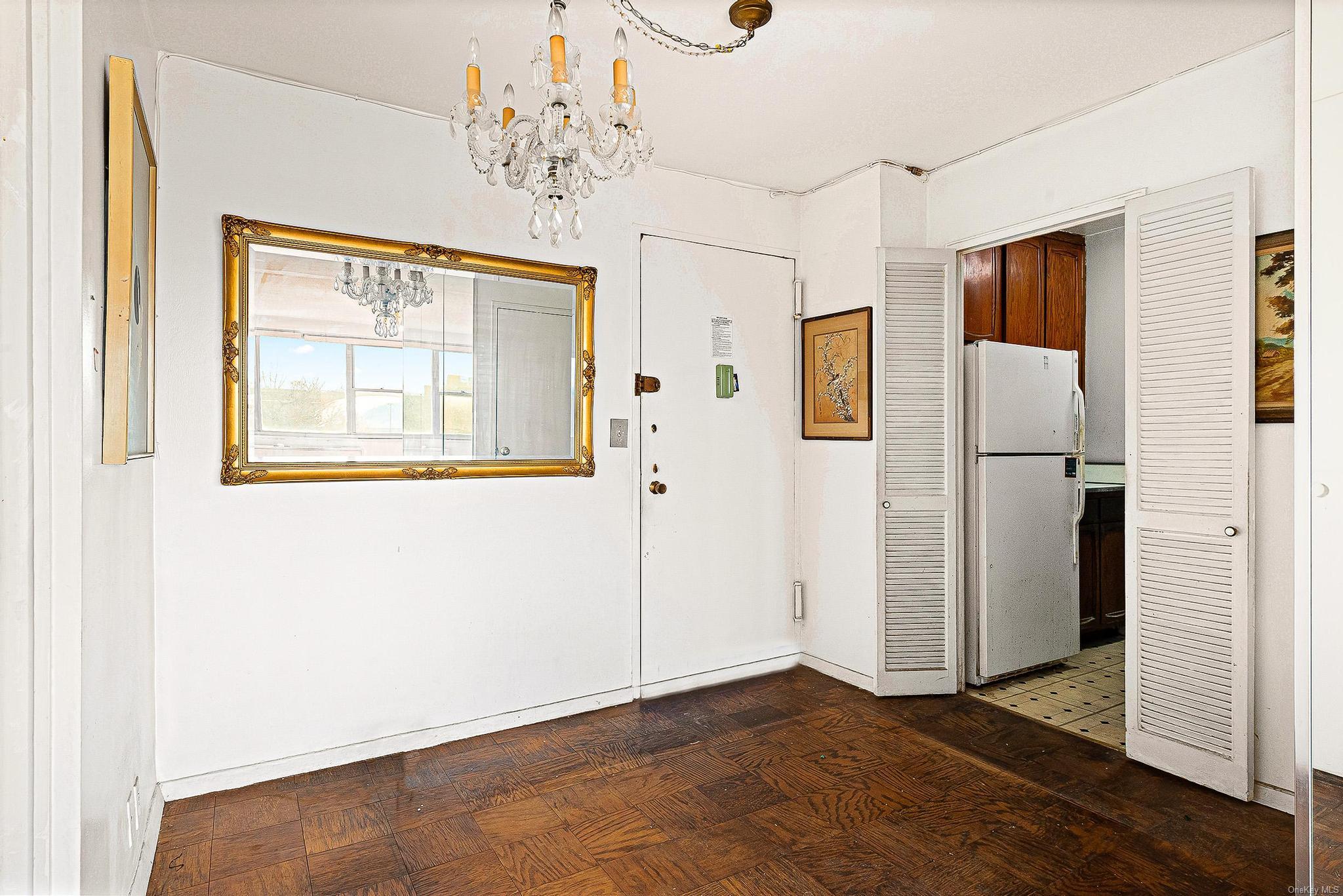 70-25 Yellowstone Boulevard # 7S, Forest Hills, NY 11375