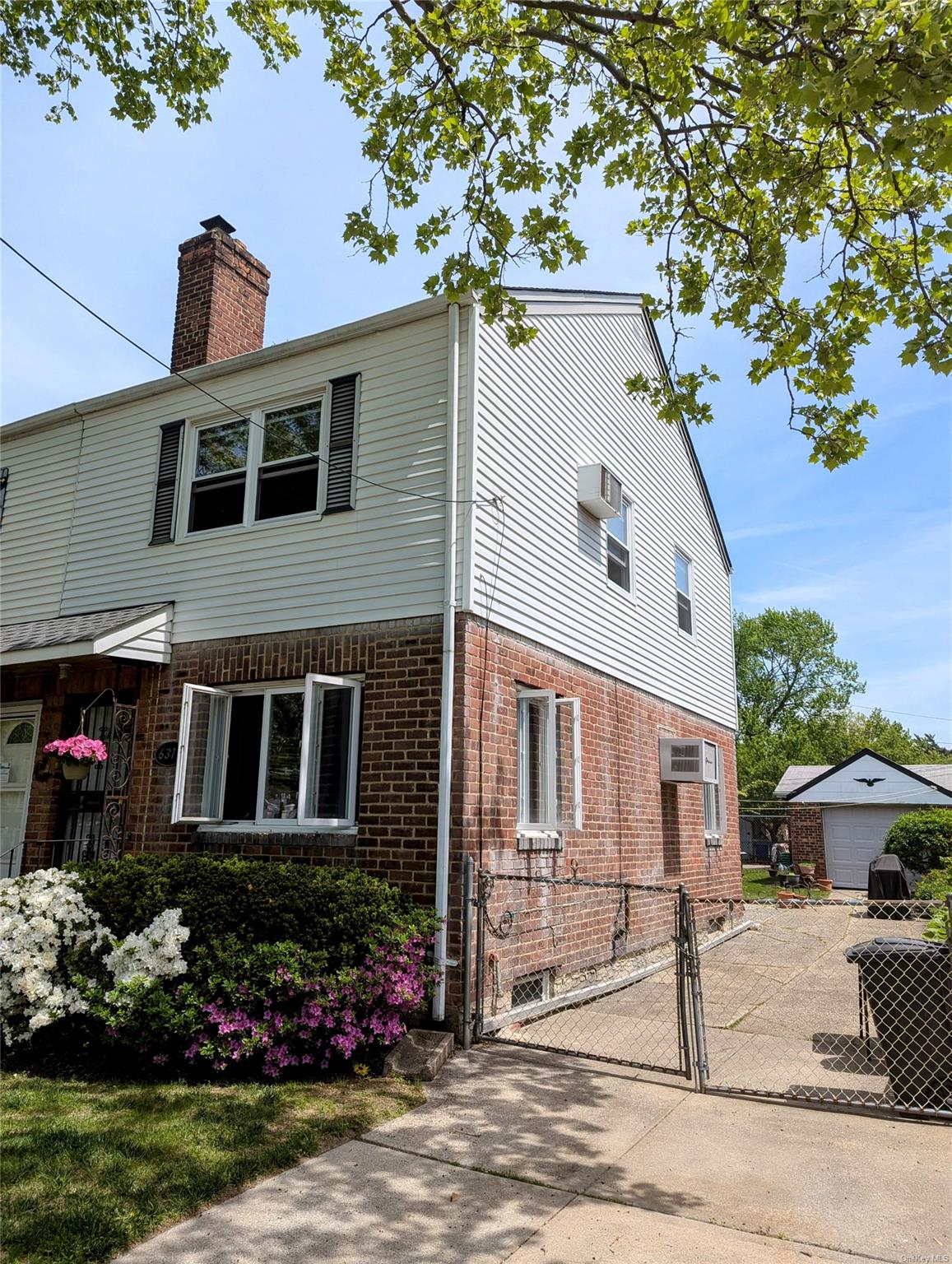 63-11 138th Street, Flushing, NY 11367