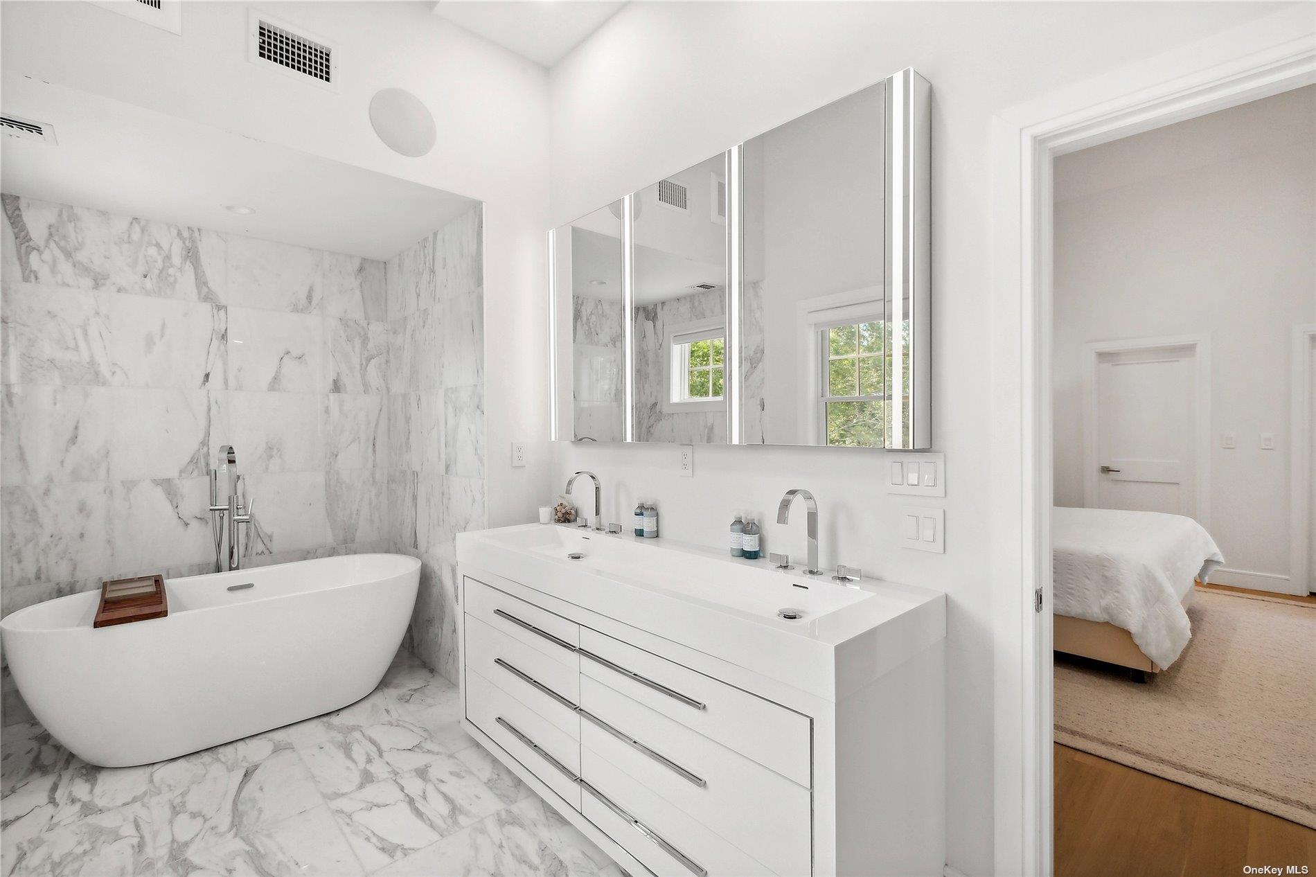 Water Mill, NY 11976