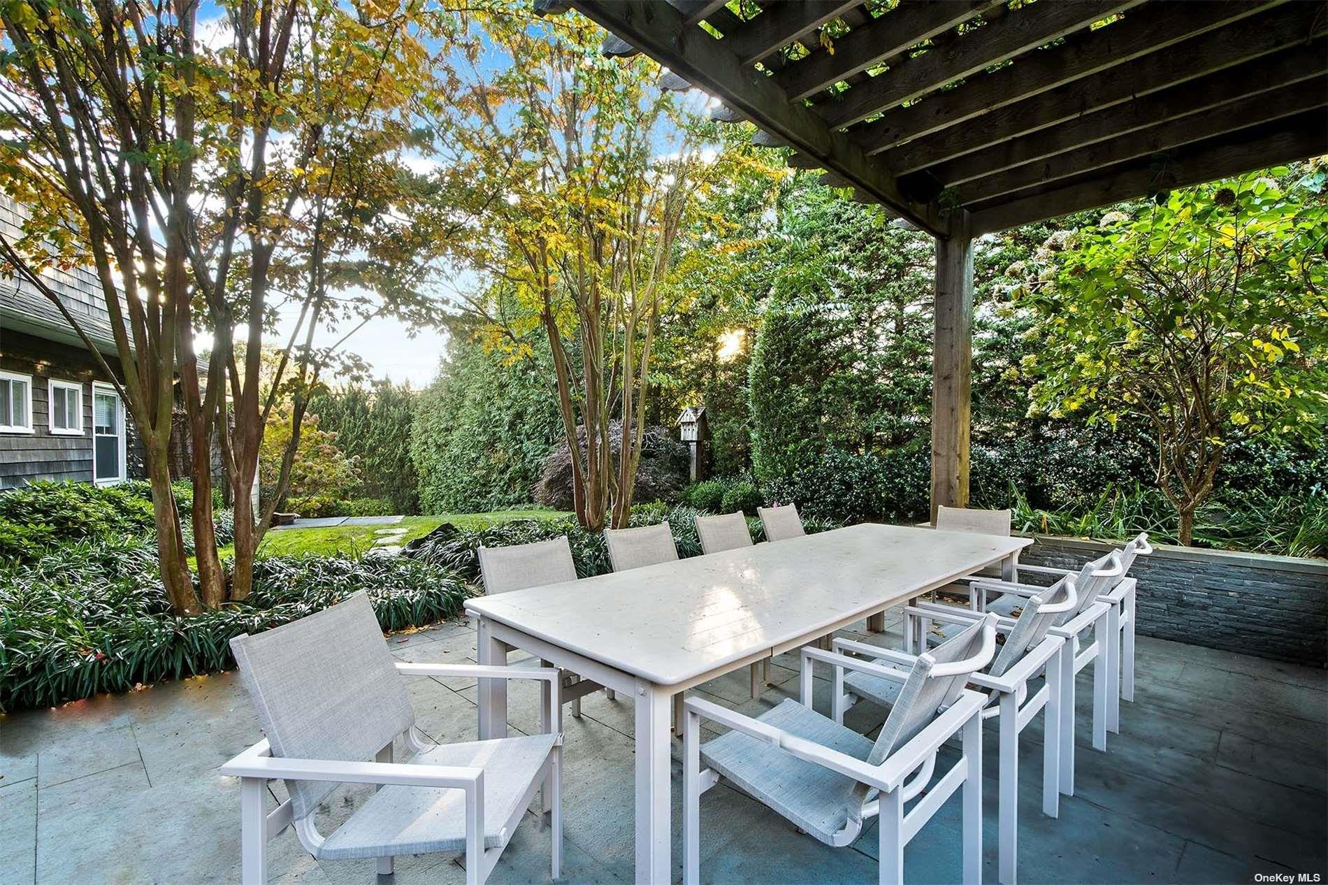 7 Miller Lane, East Hampton, NY 11937