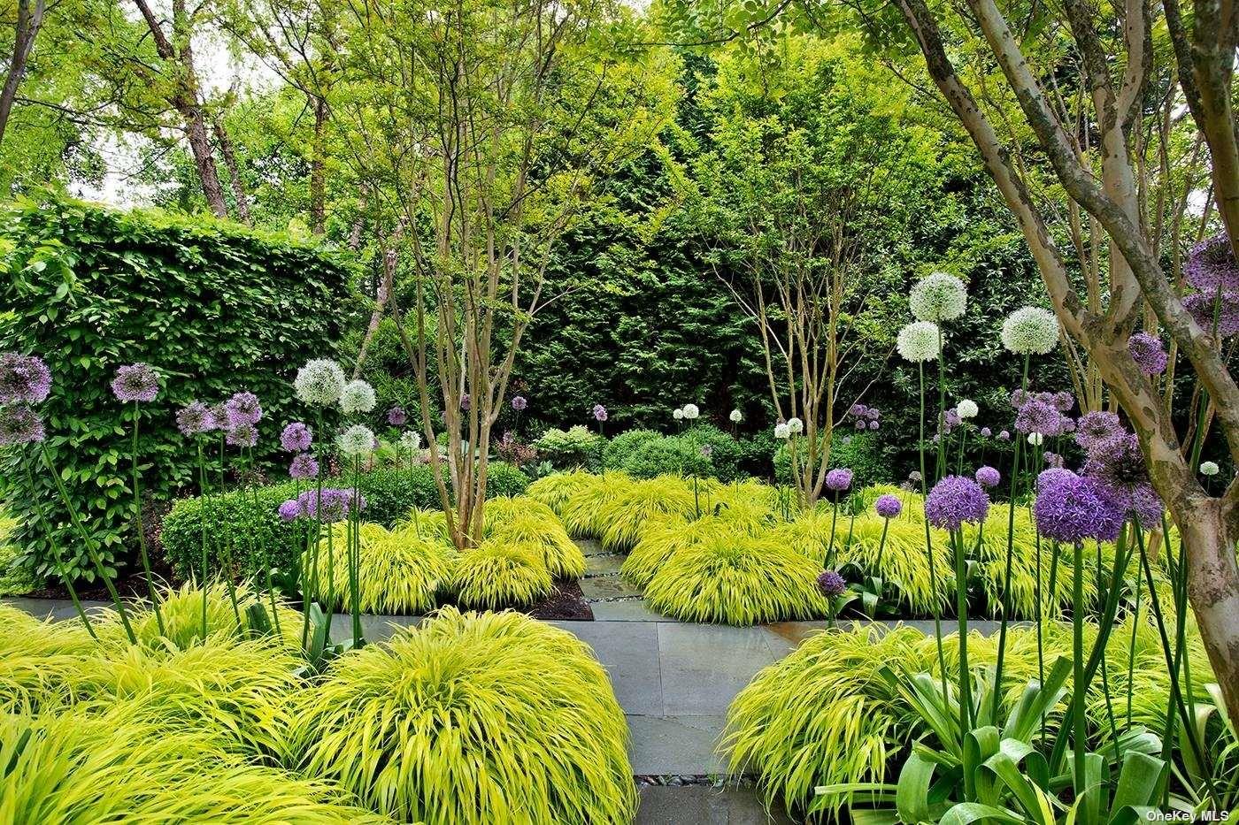 7 Miller Lane, East Hampton, NY 11937