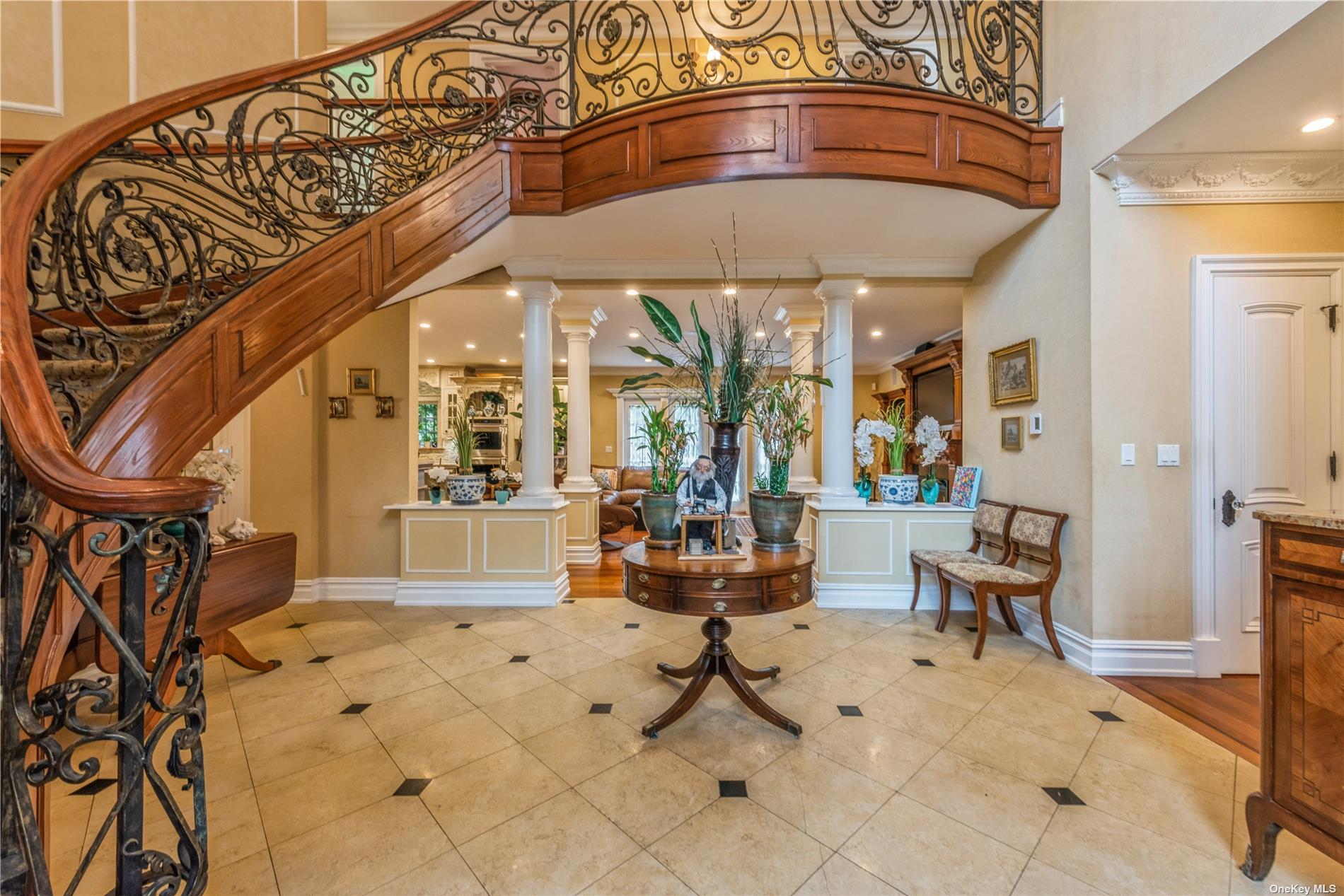 106 Willow Road, Woodsburgh, NY 11598