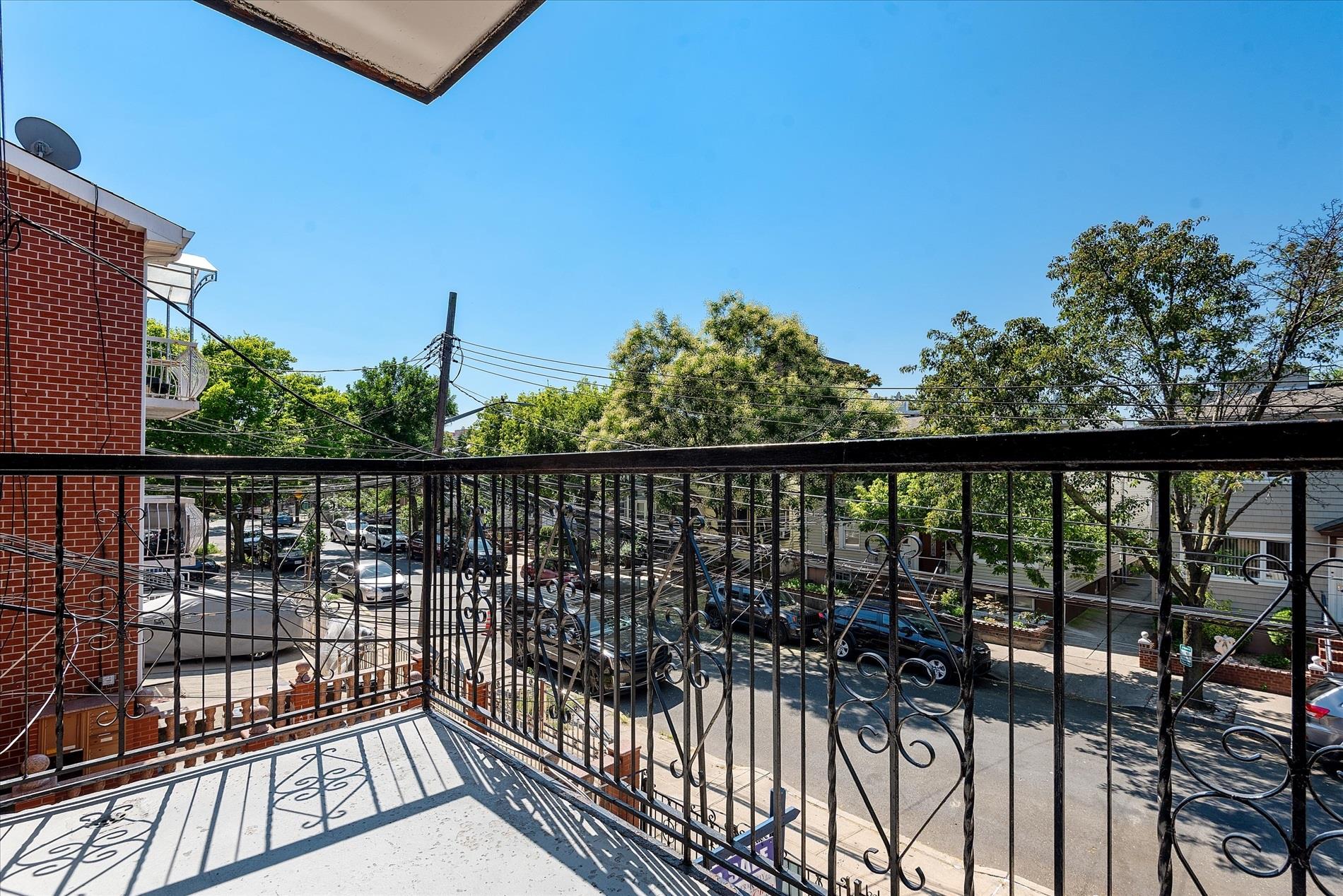 86-18 57th Road, Elmhurst, NY 11373