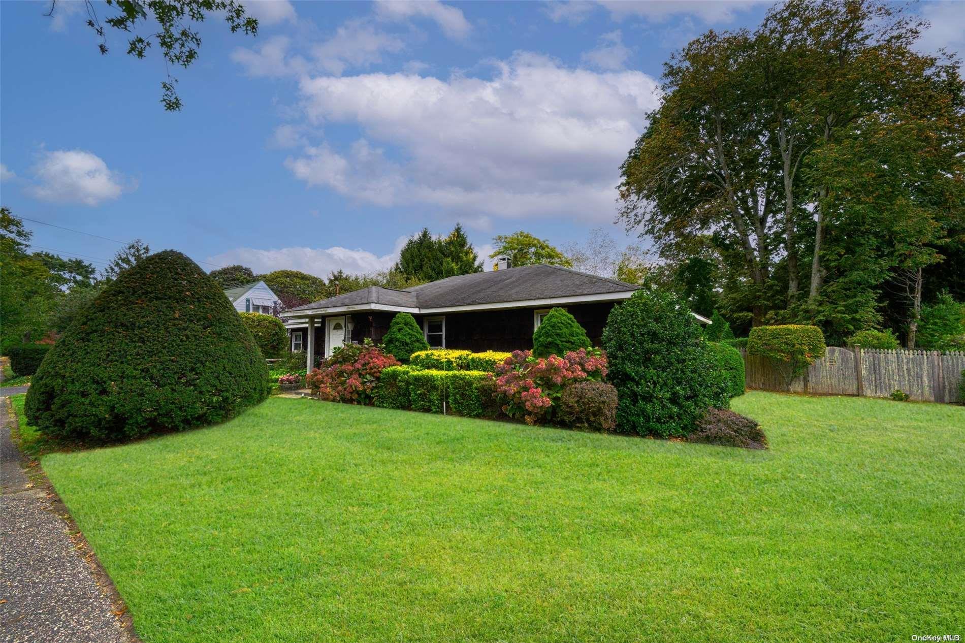 57 Station Road, Bellport Village, NY 11713