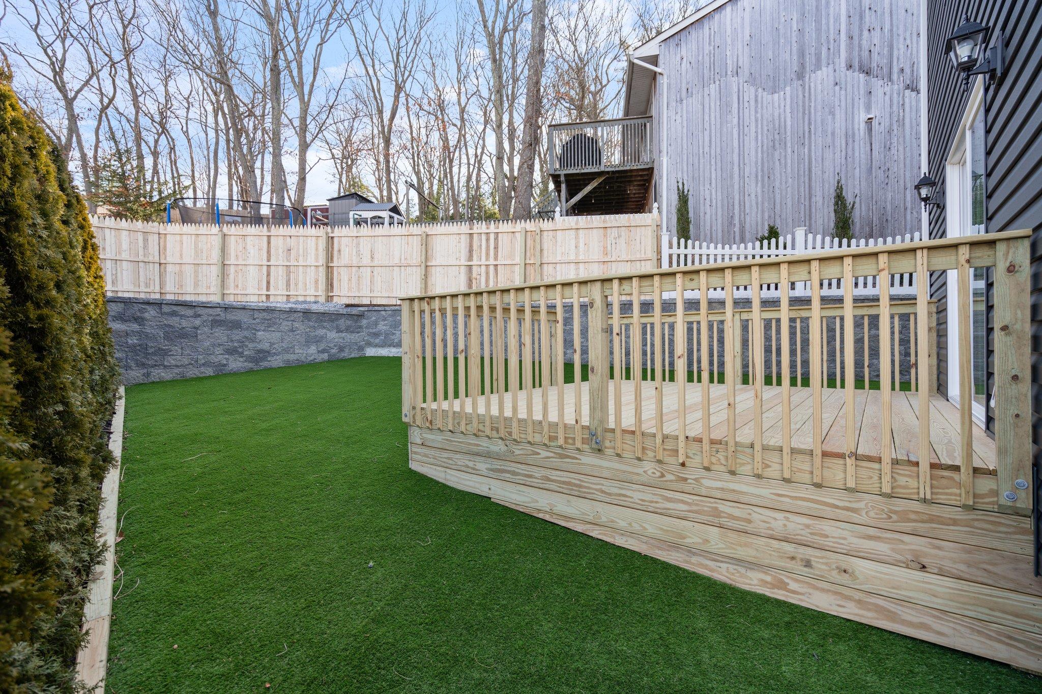 15 Woodhaven Drive, Sound Beach, NY 11789