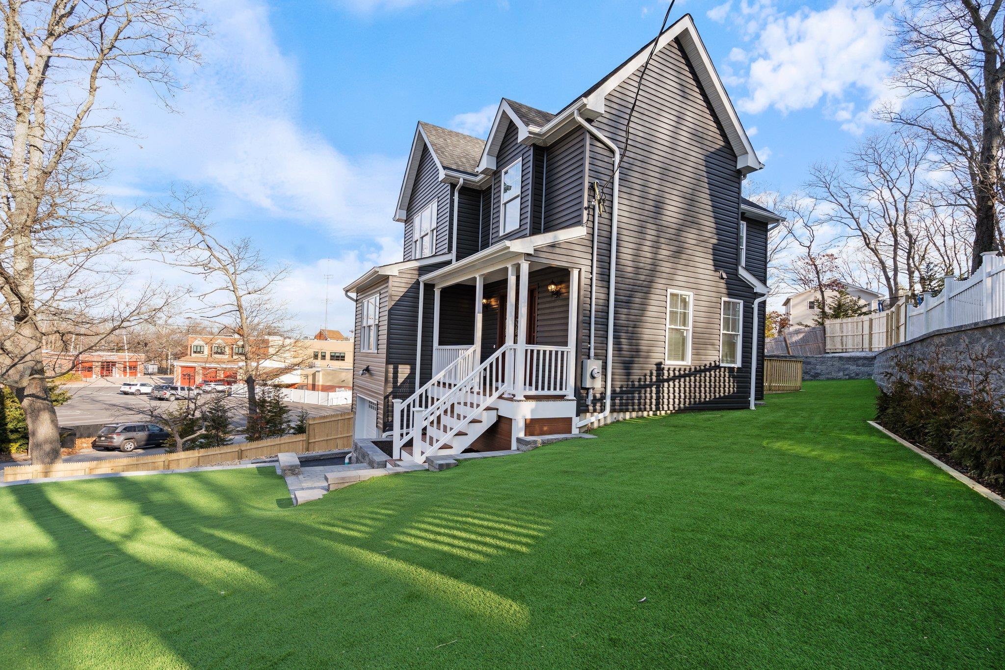 15 Woodhaven Drive, Sound Beach, NY 11789