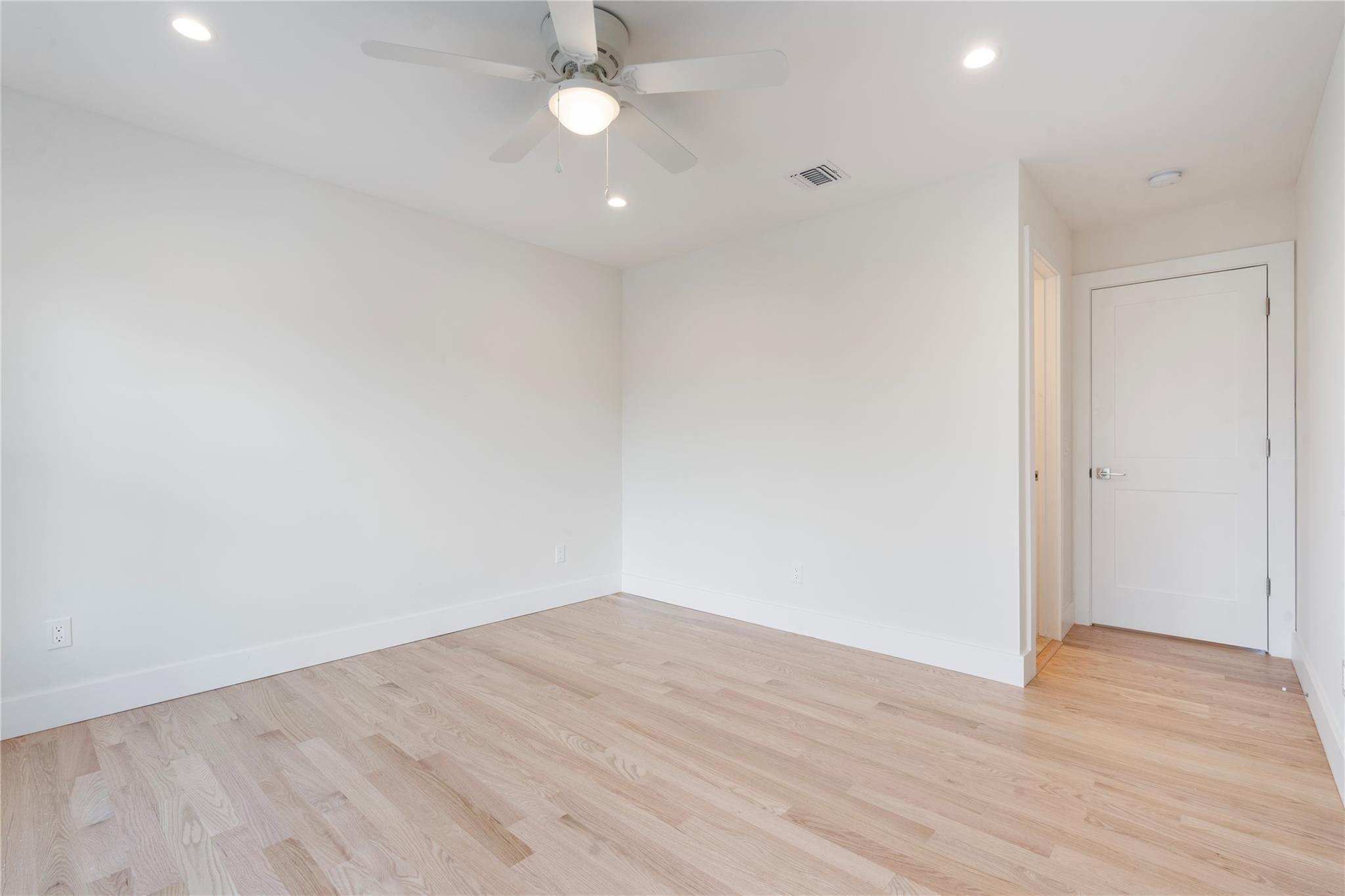 15 Woodhaven Drive, Sound Beach, NY 11789