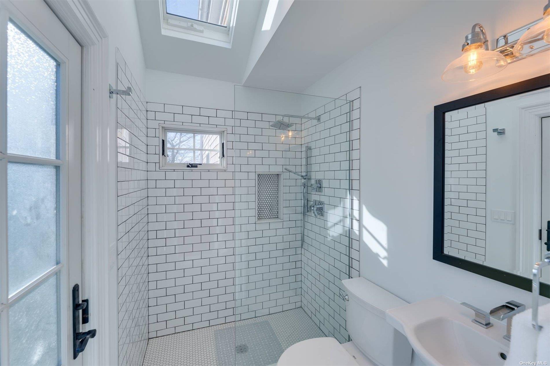 24 Stratton Square, East Hampton, NY 11937