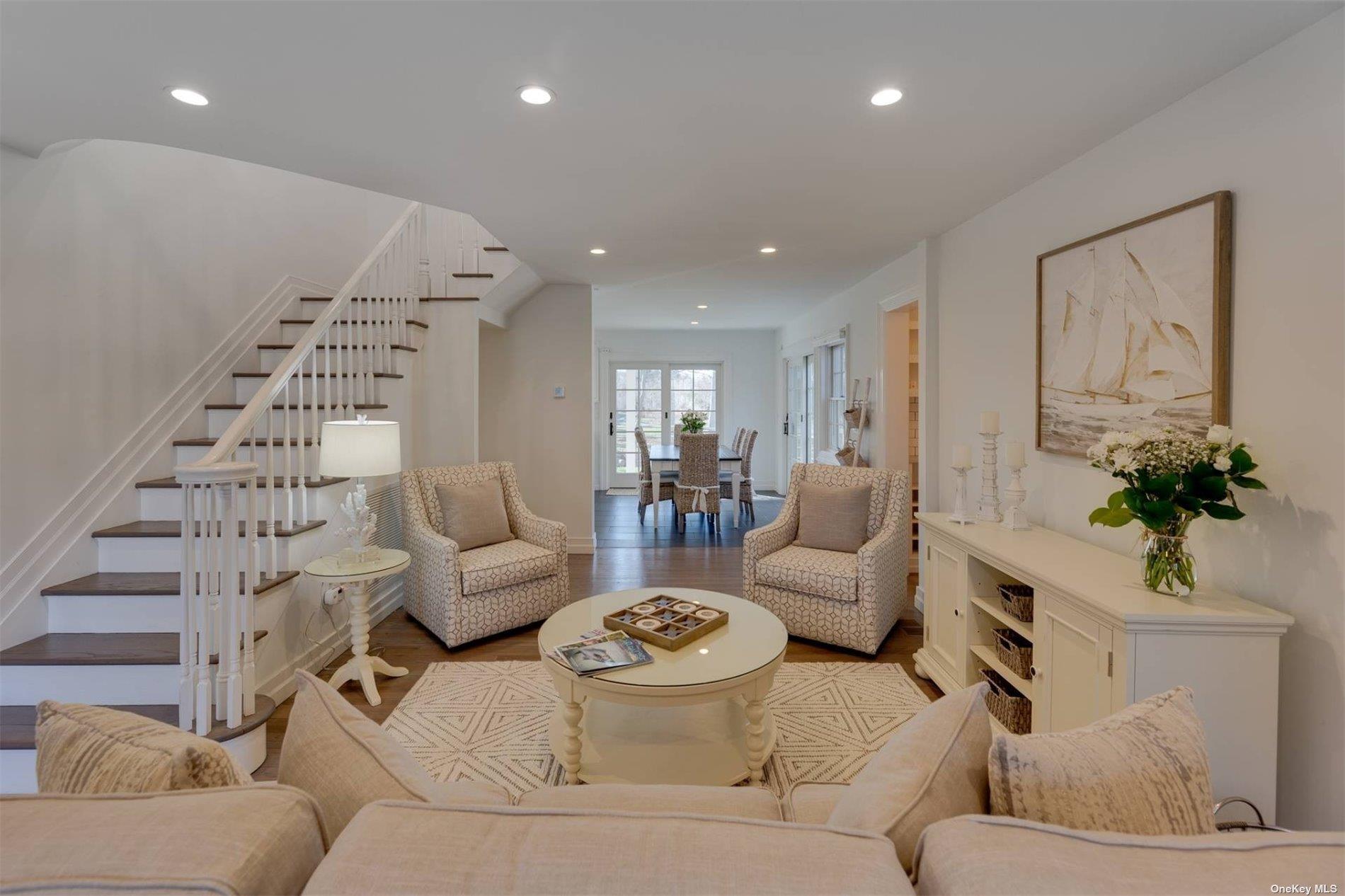 24 Stratton Square, East Hampton, NY 11937