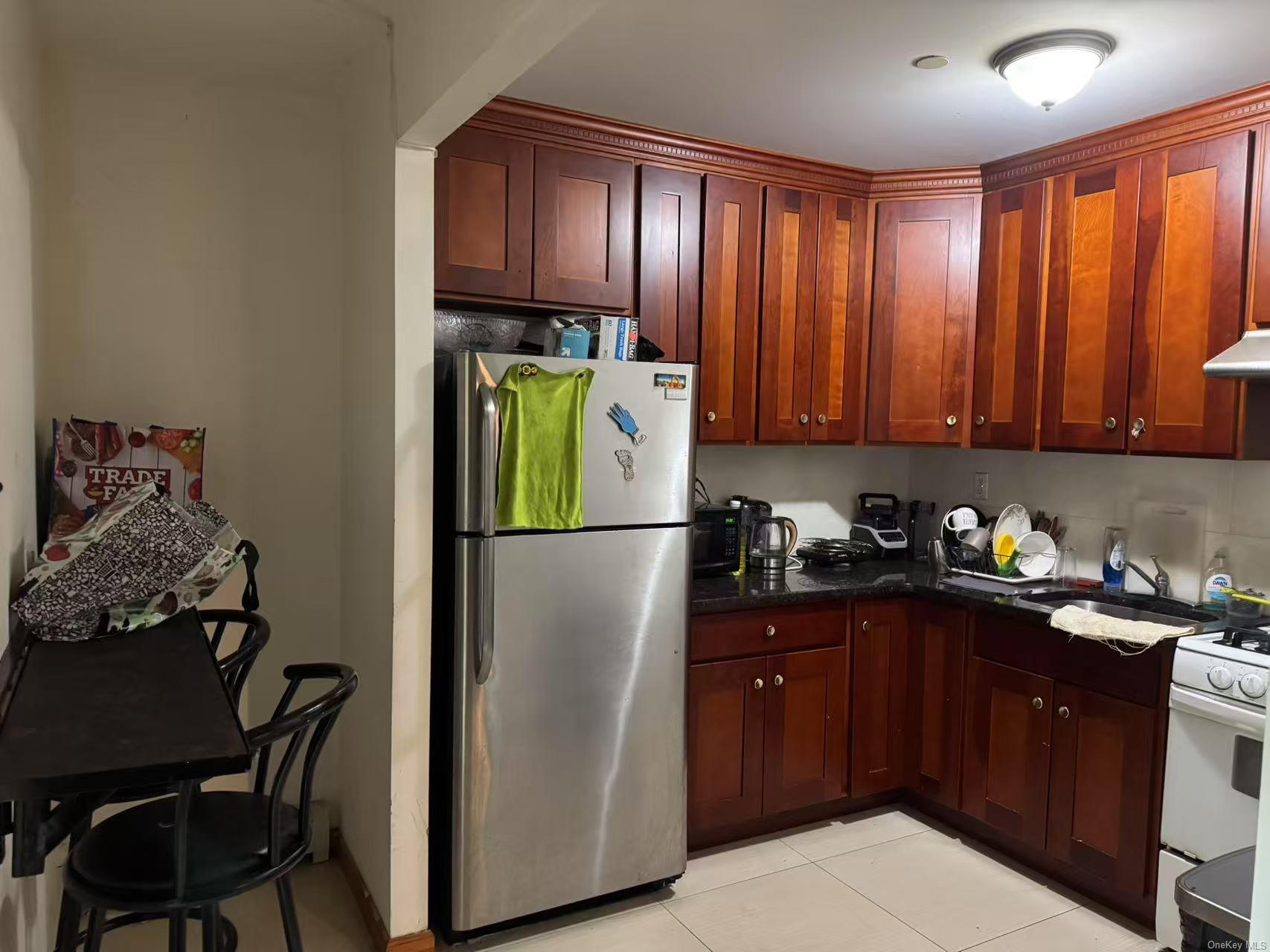 84-09 Queens Boulevard # 4B, Elmhurst, NY 11373