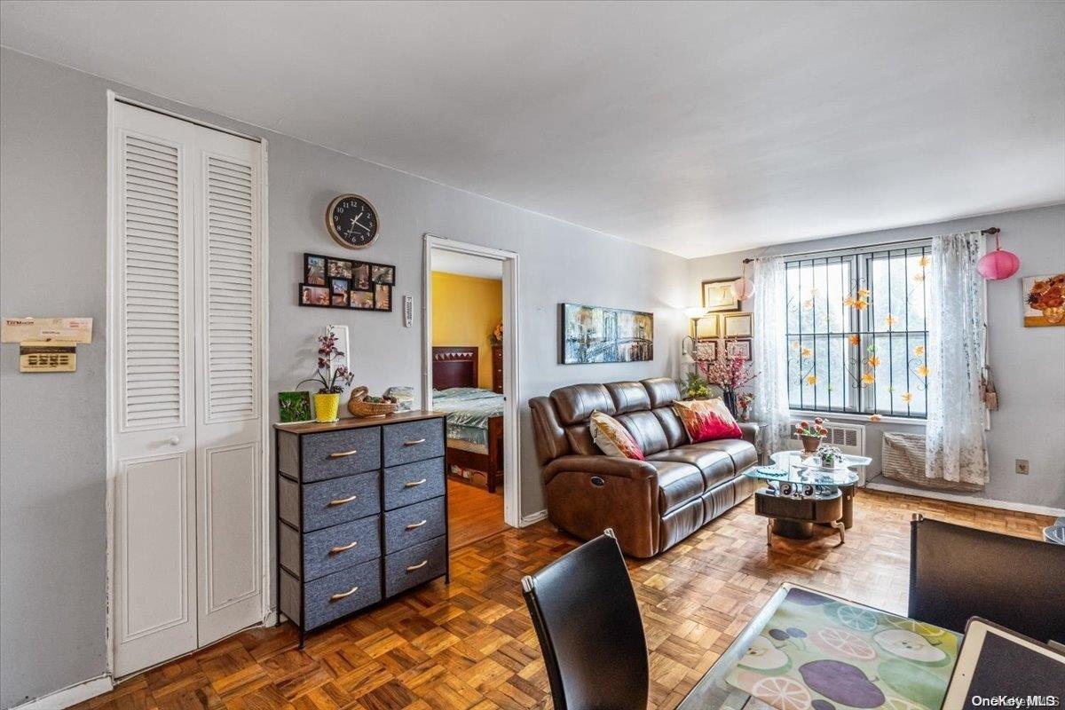 68-15 Selfridge Street # 1J, Forest Hills, NY 11375