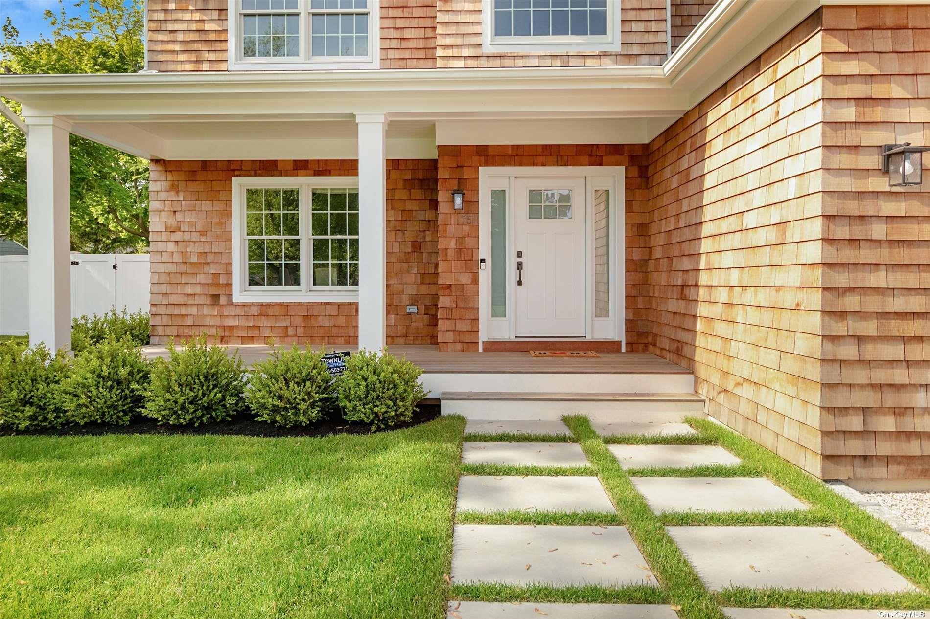 75 Clearview Avenue, Southold, NY 11971