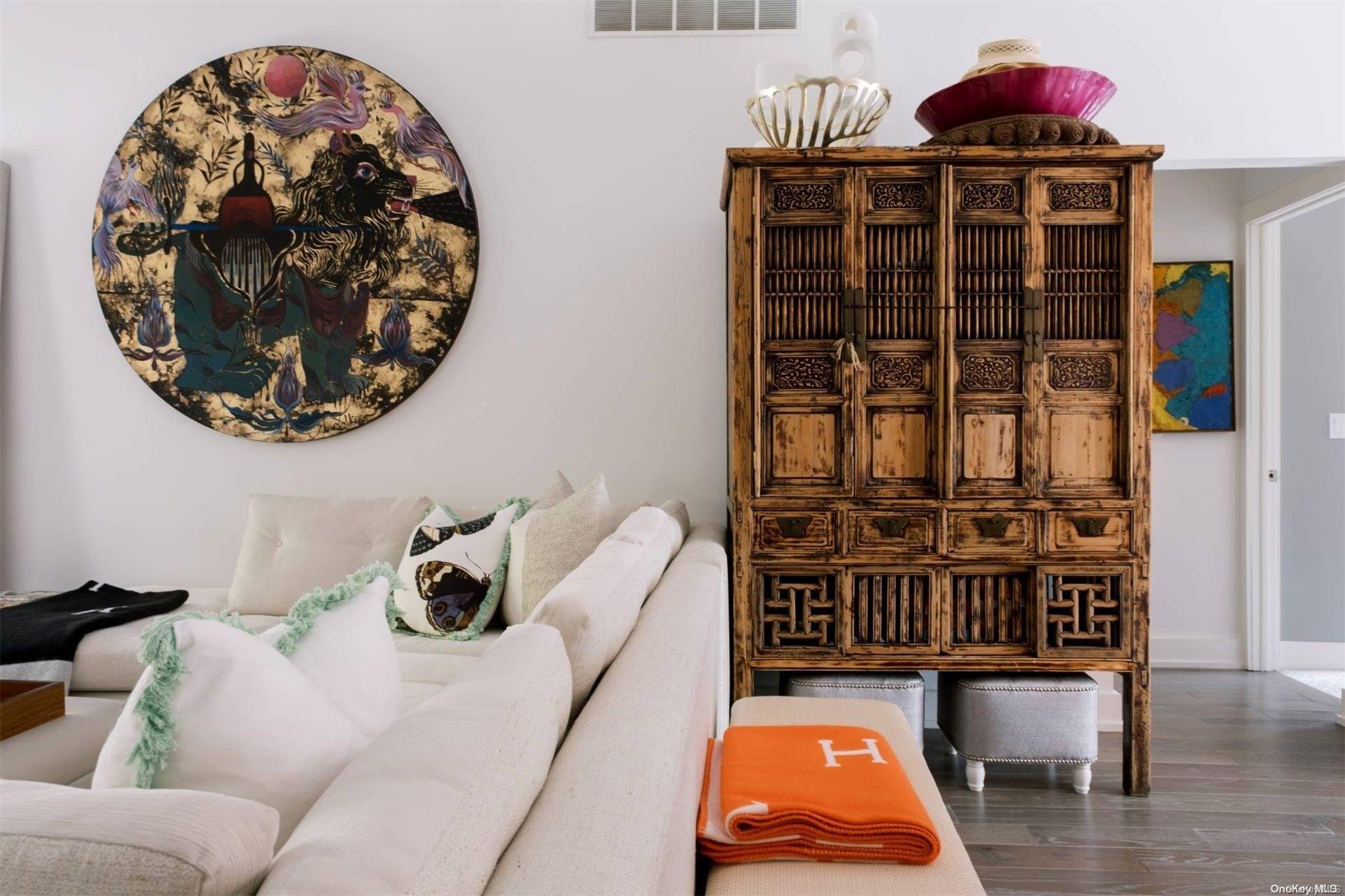 300 N Sea Mecox Road, Southampton, NY 11968