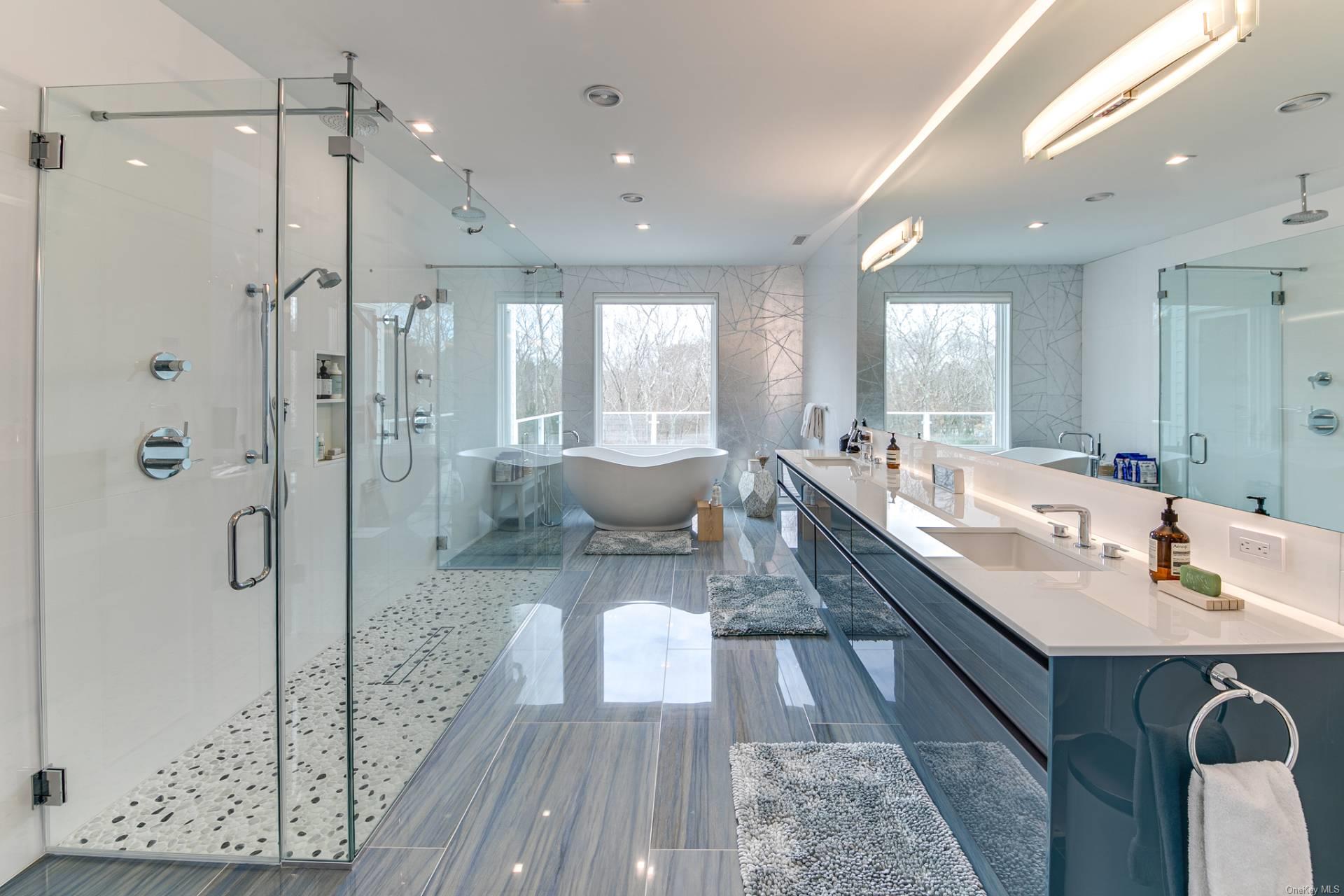 19 Quarty Circle, East Hampton, NY 11937