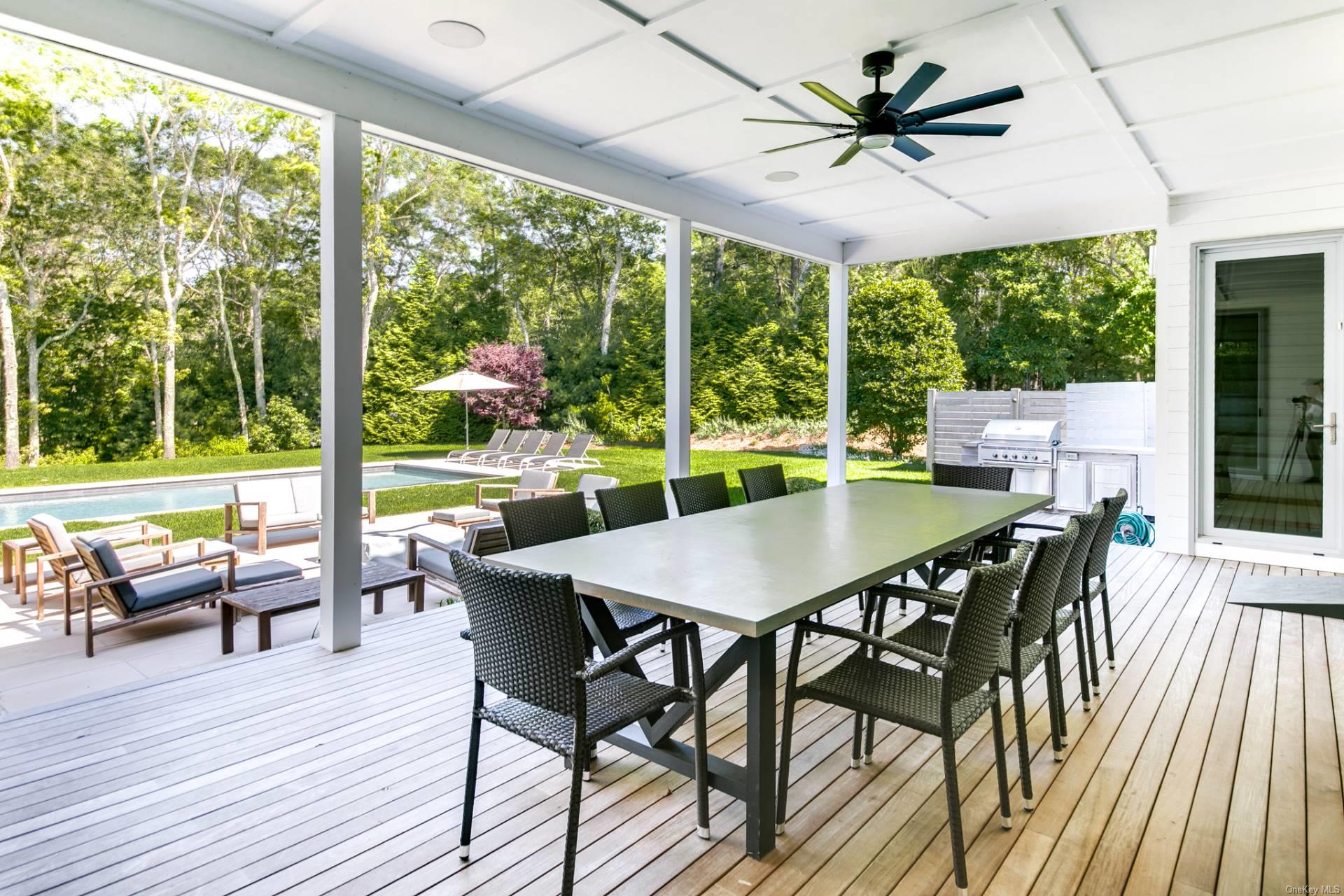 19 Quarty Circle, East Hampton, NY 11937