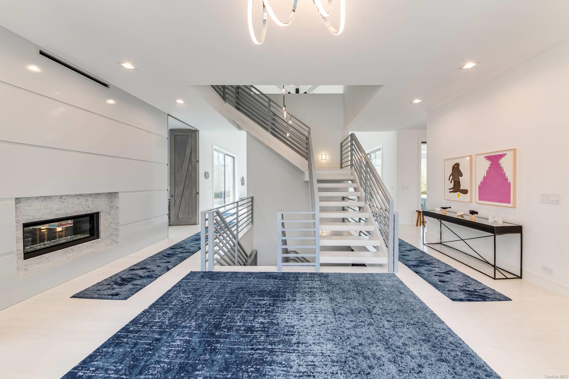 19 Quarty Circle, East Hampton, NY 11937