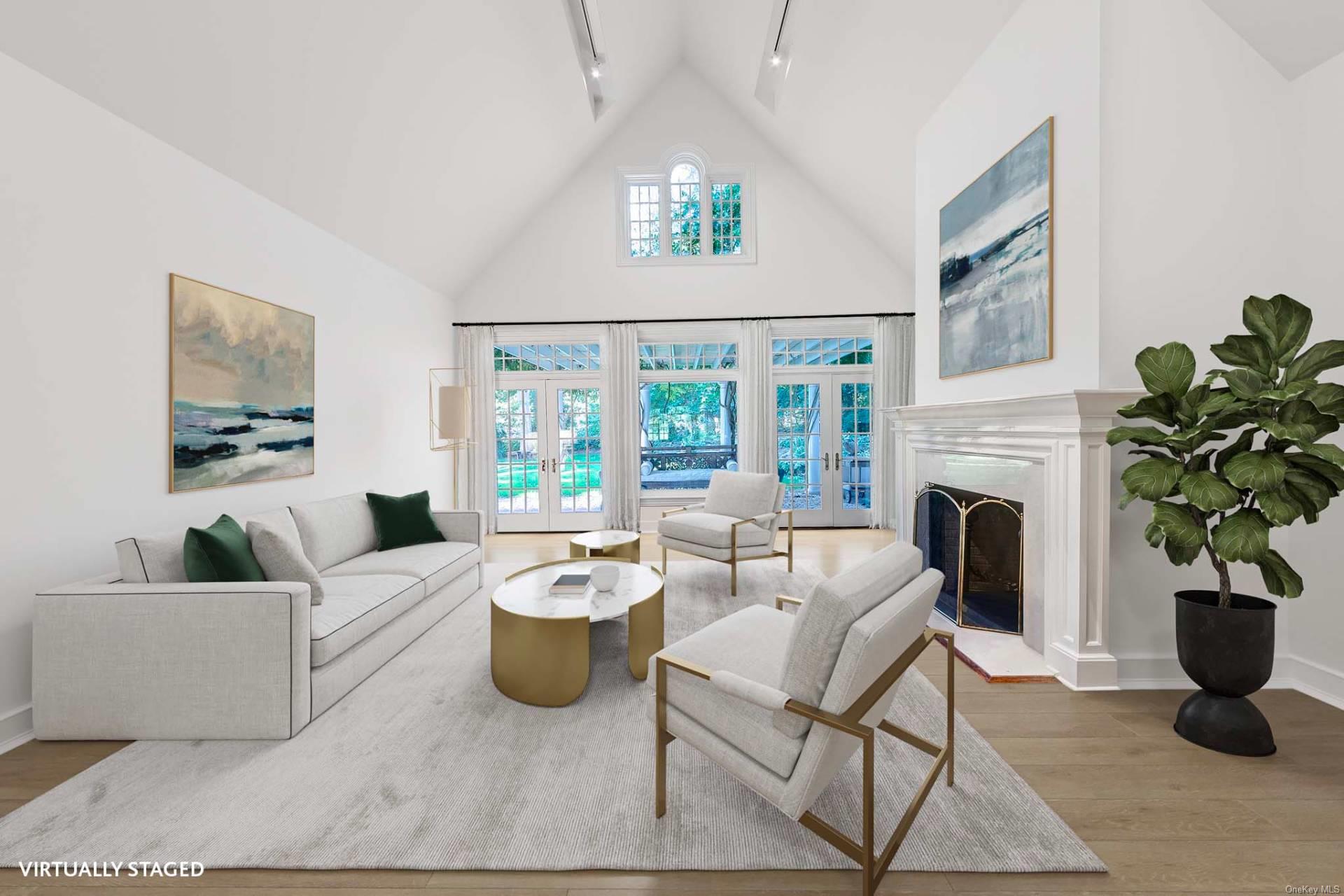 239 Cove Hollow Road, East Hampton, NY 11937