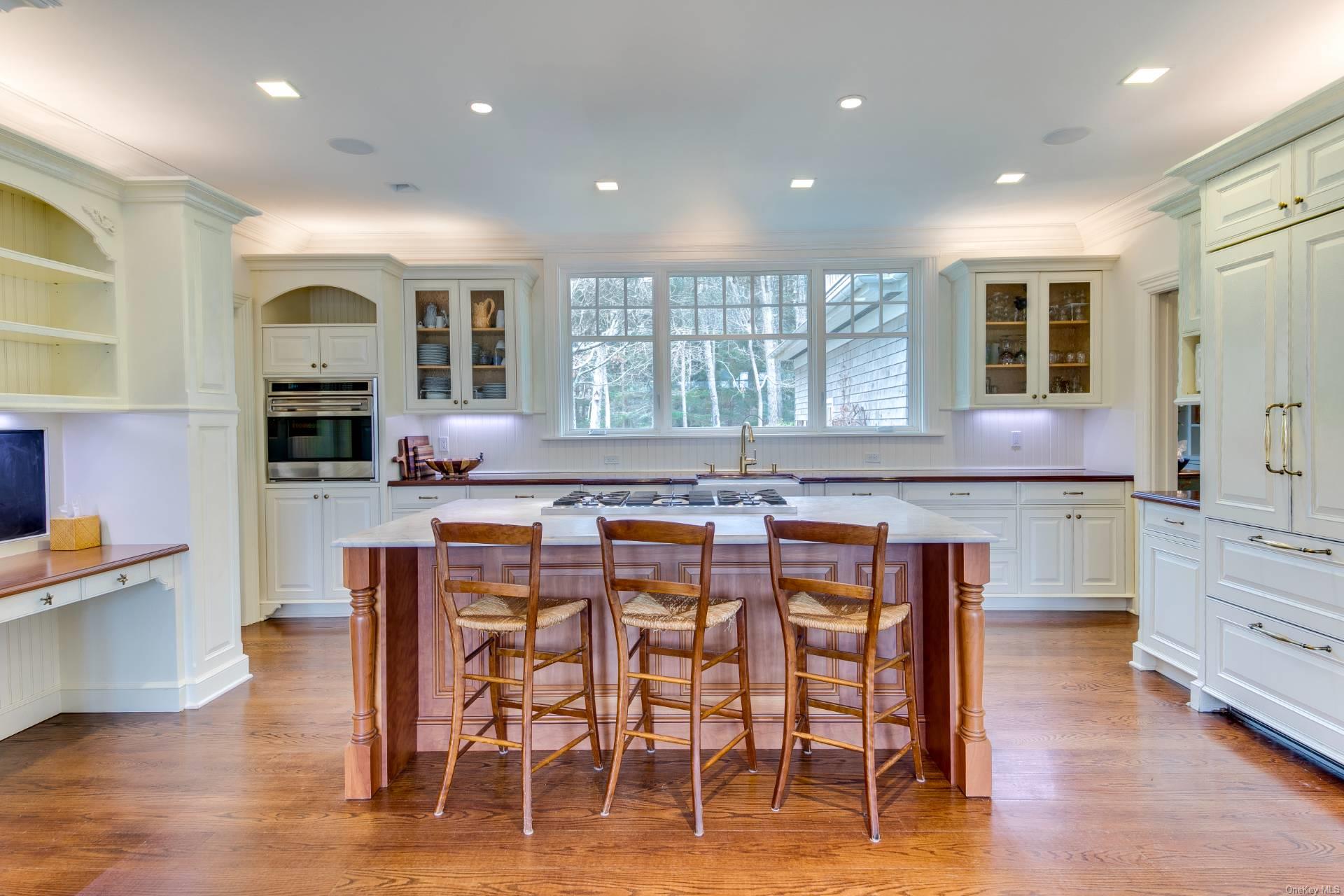 239 Cove Hollow Road, East Hampton, NY 11937