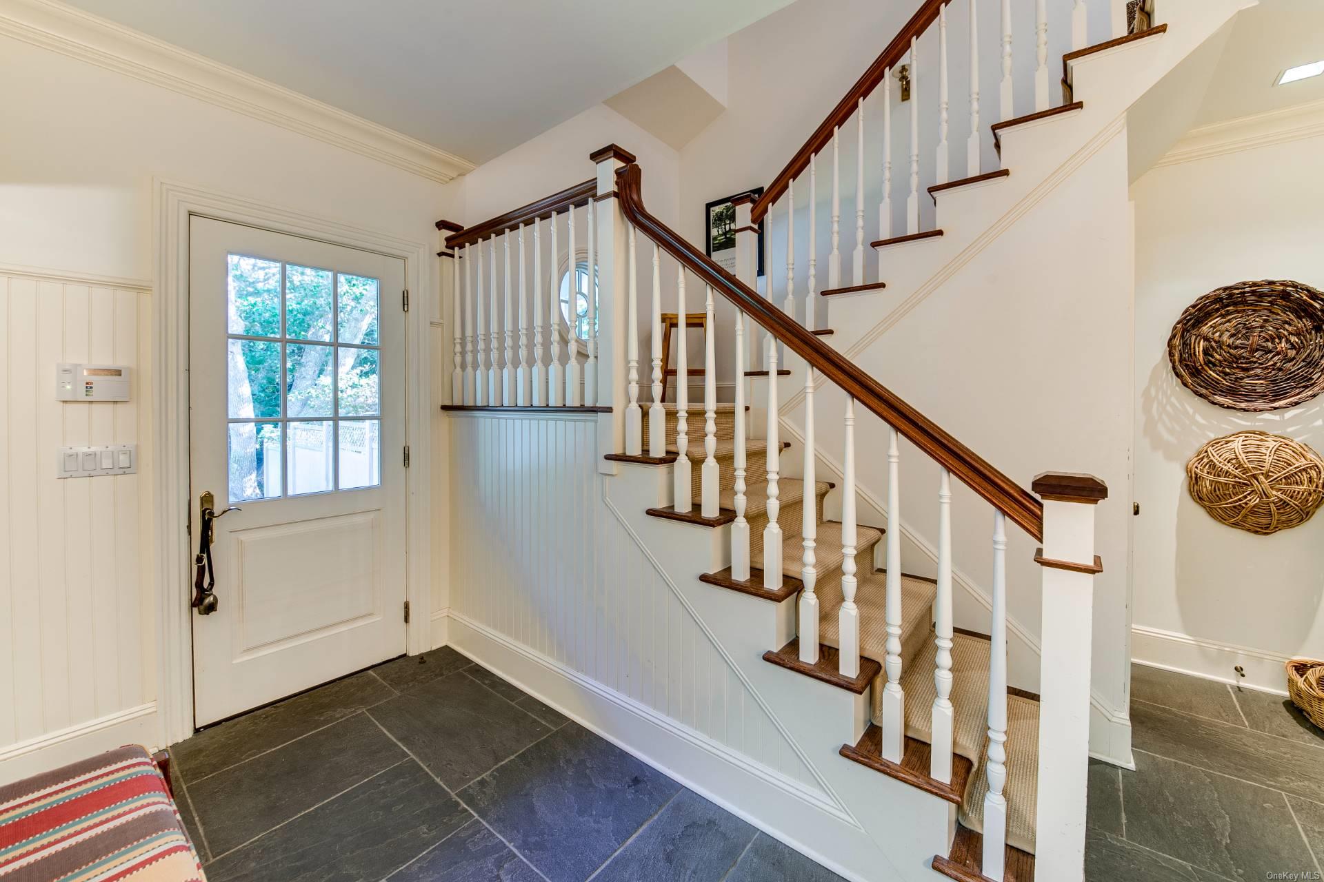 239 Cove Hollow Road, East Hampton, NY 11937