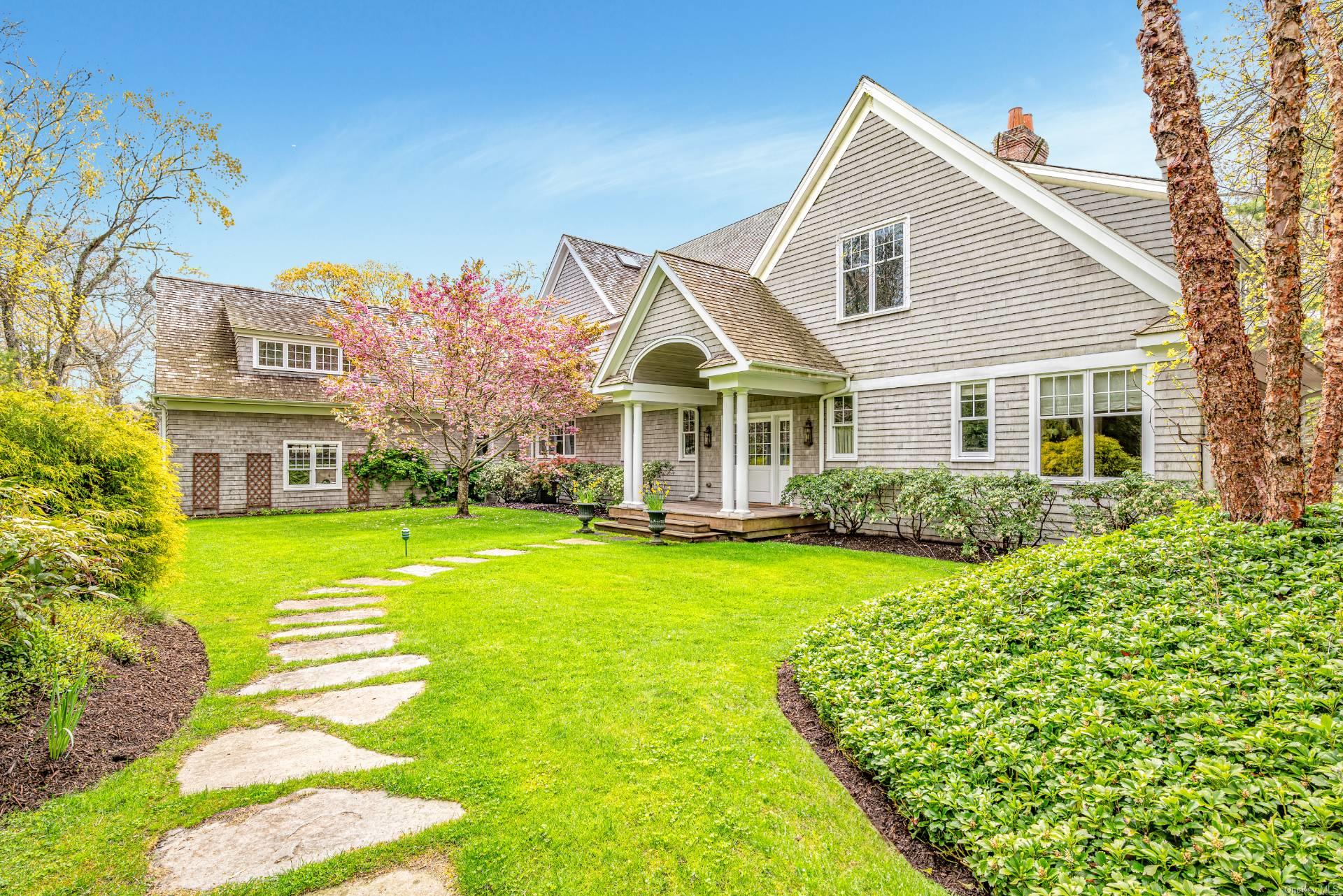 239 Cove Hollow Road, East Hampton, NY 11937