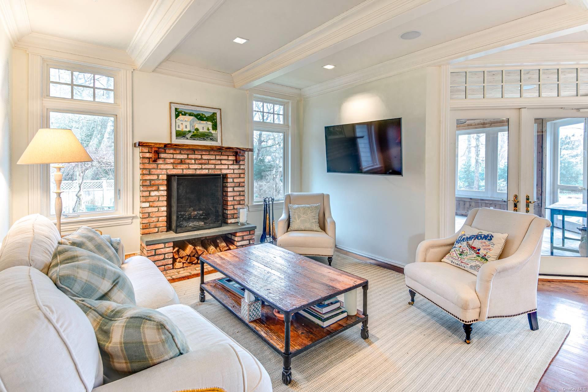 239 Cove Hollow Road, East Hampton, NY 11937