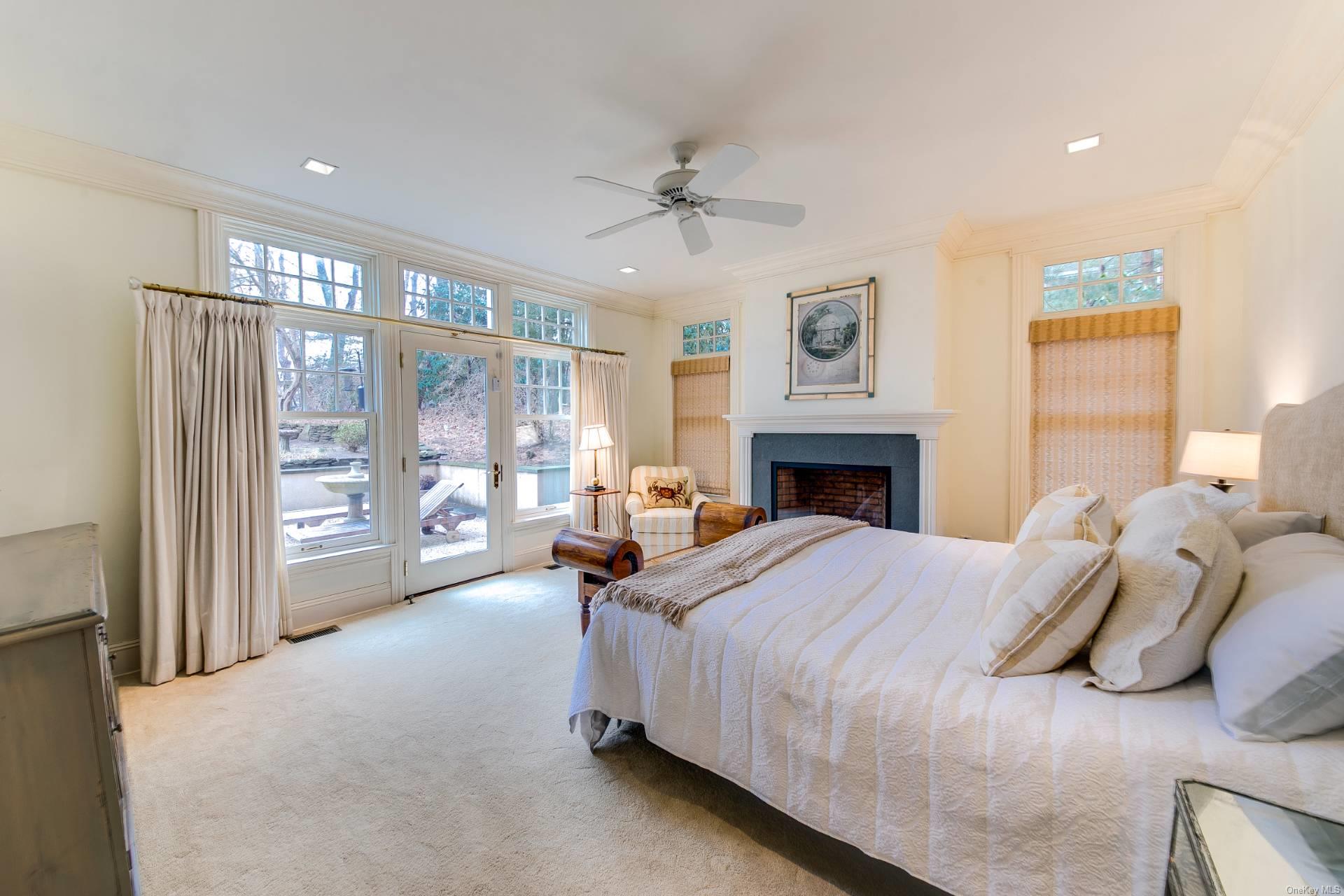 239 Cove Hollow Road, East Hampton, NY 11937