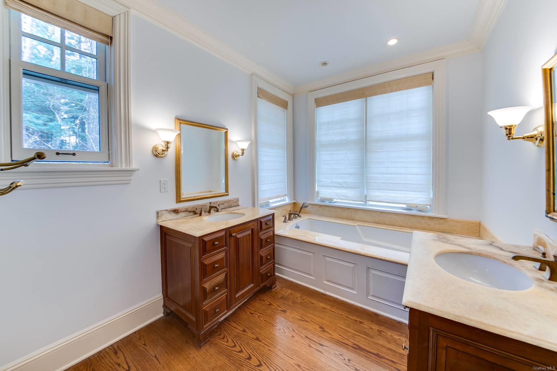 239 Cove Hollow Road, East Hampton, NY 11937