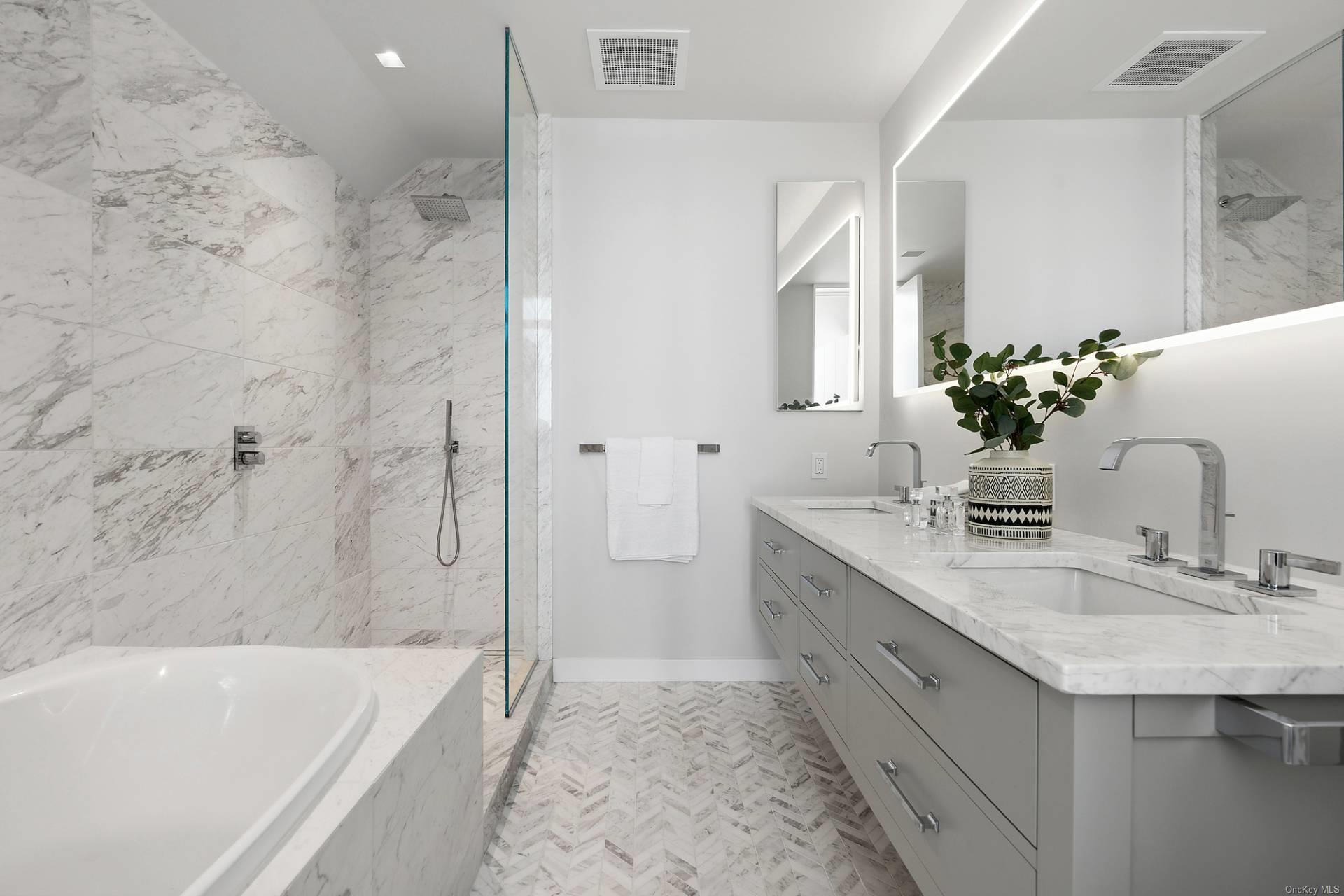 142 Towd Point Road, Southampton, NY 11968