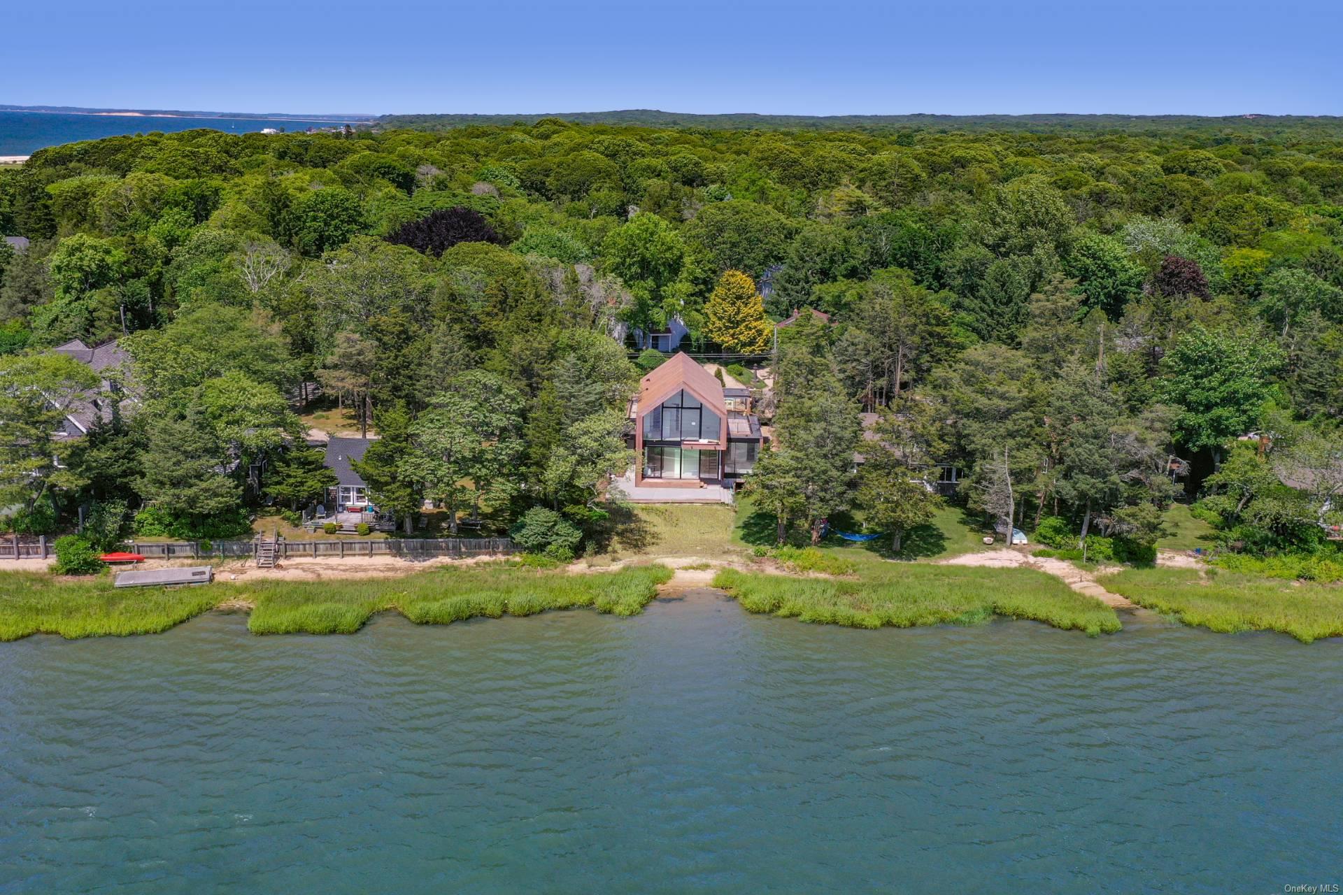 142 Towd Point Road, Southampton, NY 11968