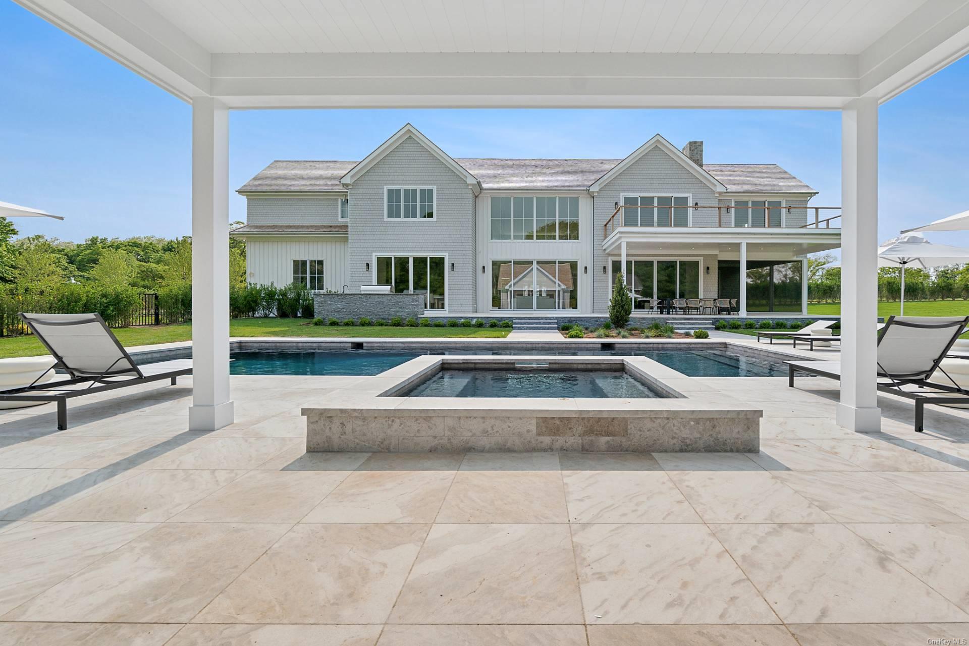 473 N Sea Mecox Road, Southampton, NY 11968