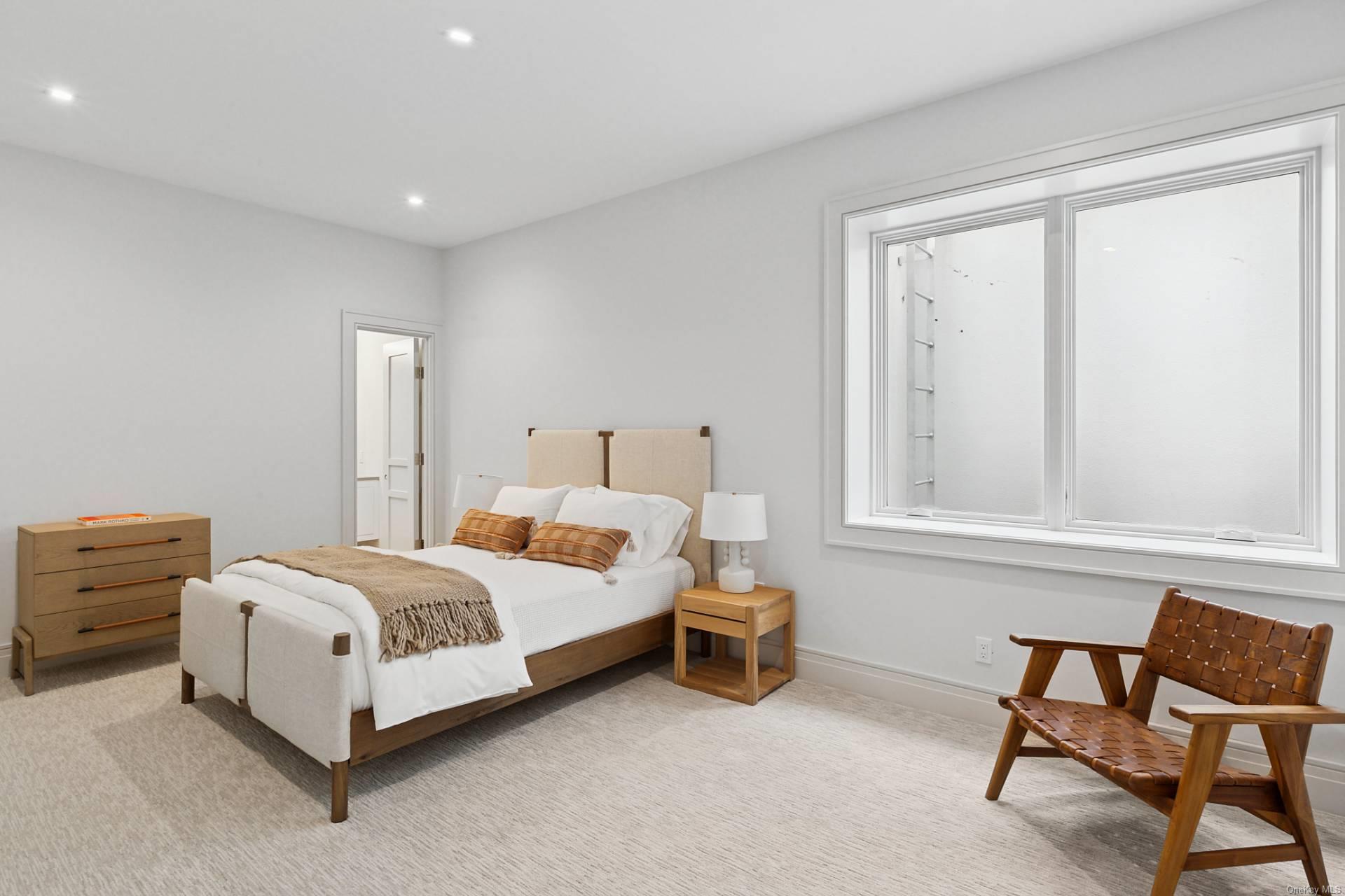 473 N Sea Mecox Road, Southampton, NY 11968