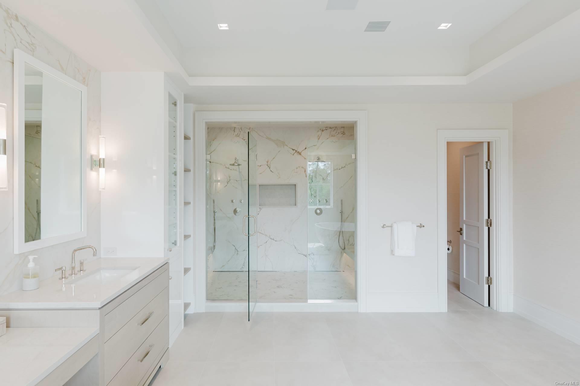 473 N Sea Mecox Road, Southampton, NY 11968