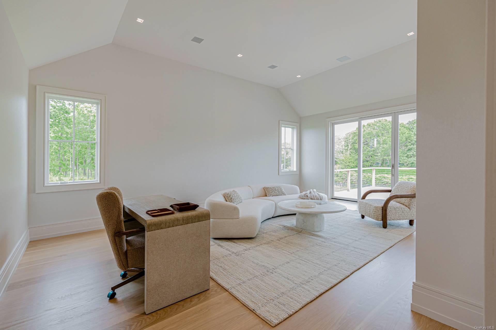 473 N Sea Mecox Road, Southampton, NY 11968