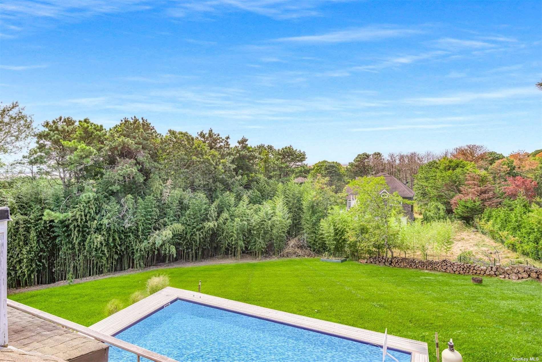 15 Mcgregor Drive, Southampton, NY 11968