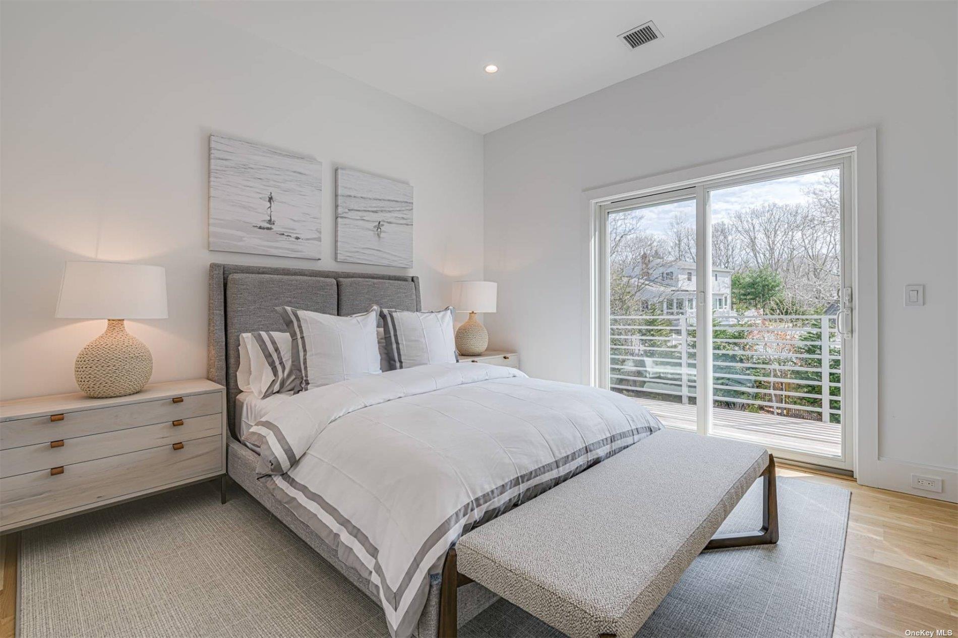 14 Bridies Path, Southampton, NY 11968