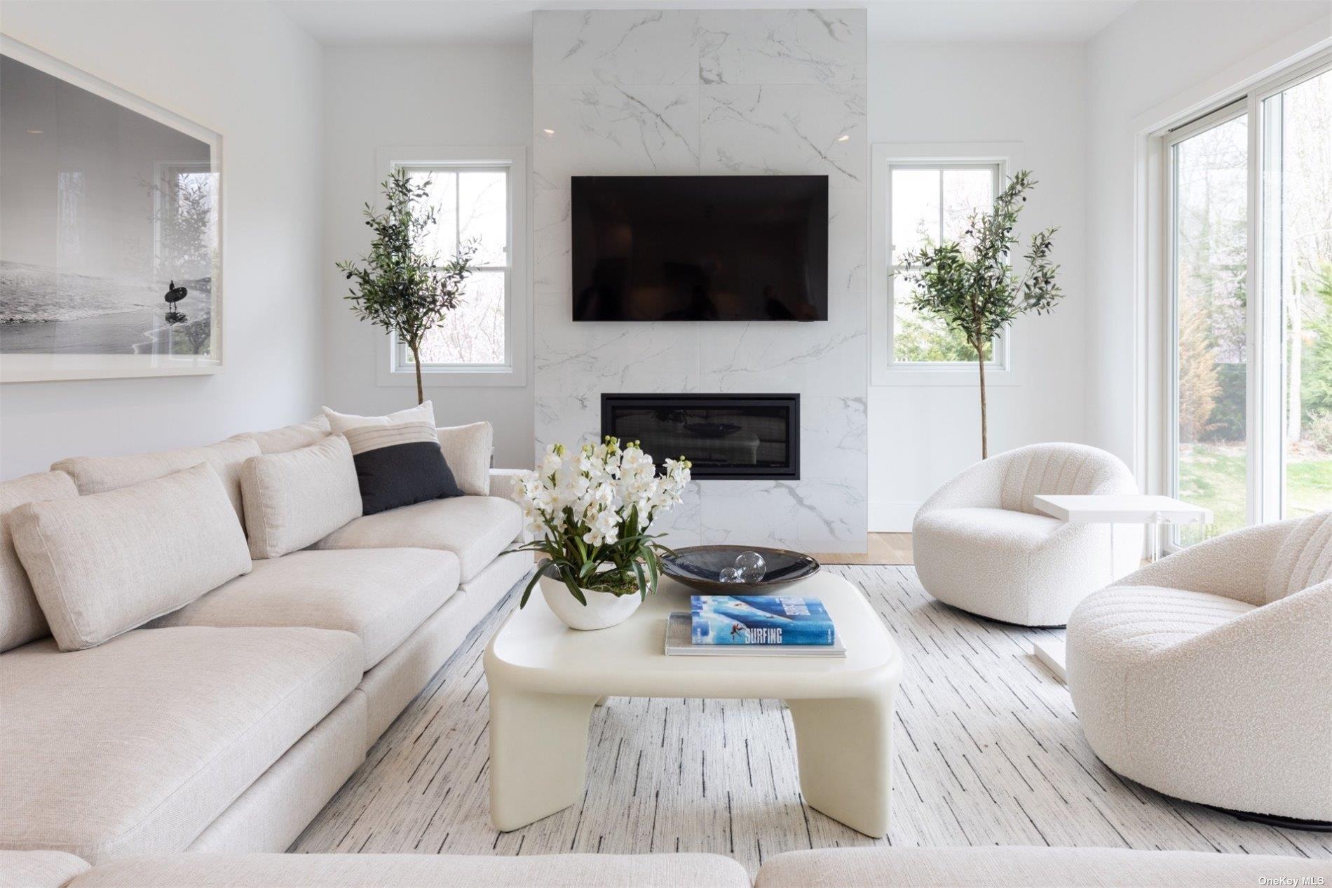 14 Bridies Path, Southampton, NY 11968