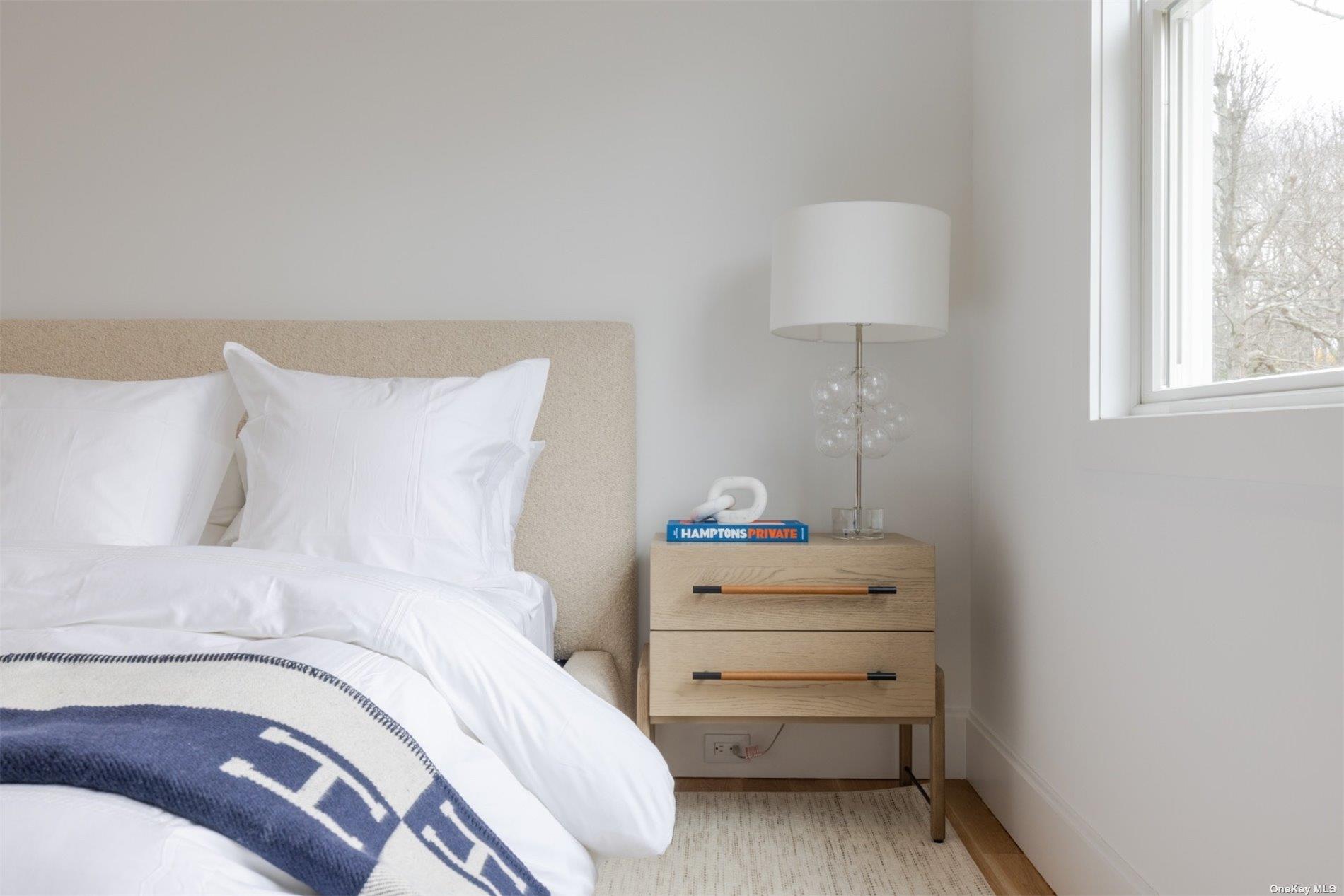 14 Bridies Path, Southampton, NY 11968