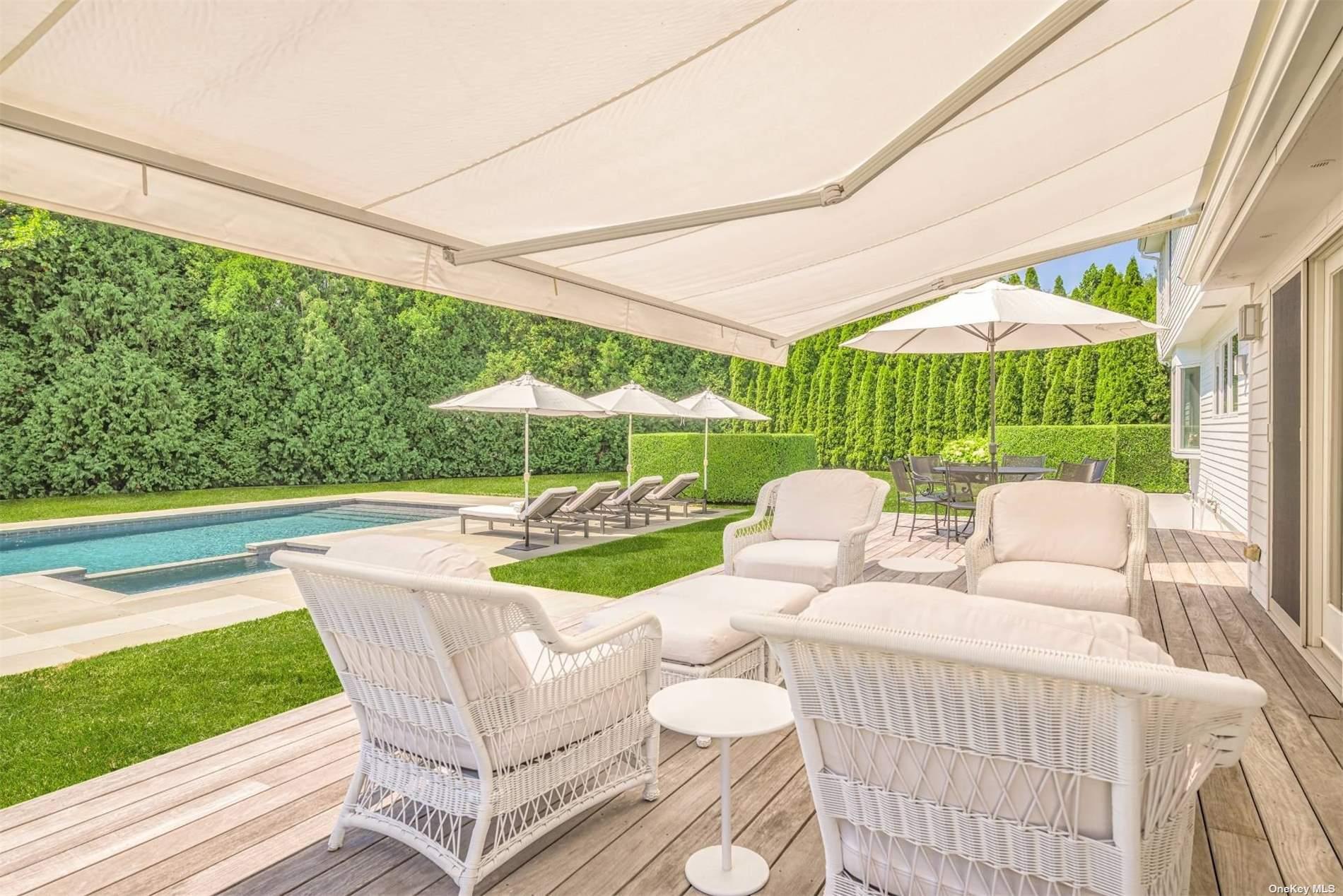 138 Coopers Farm Road, Southampton, NY 11968