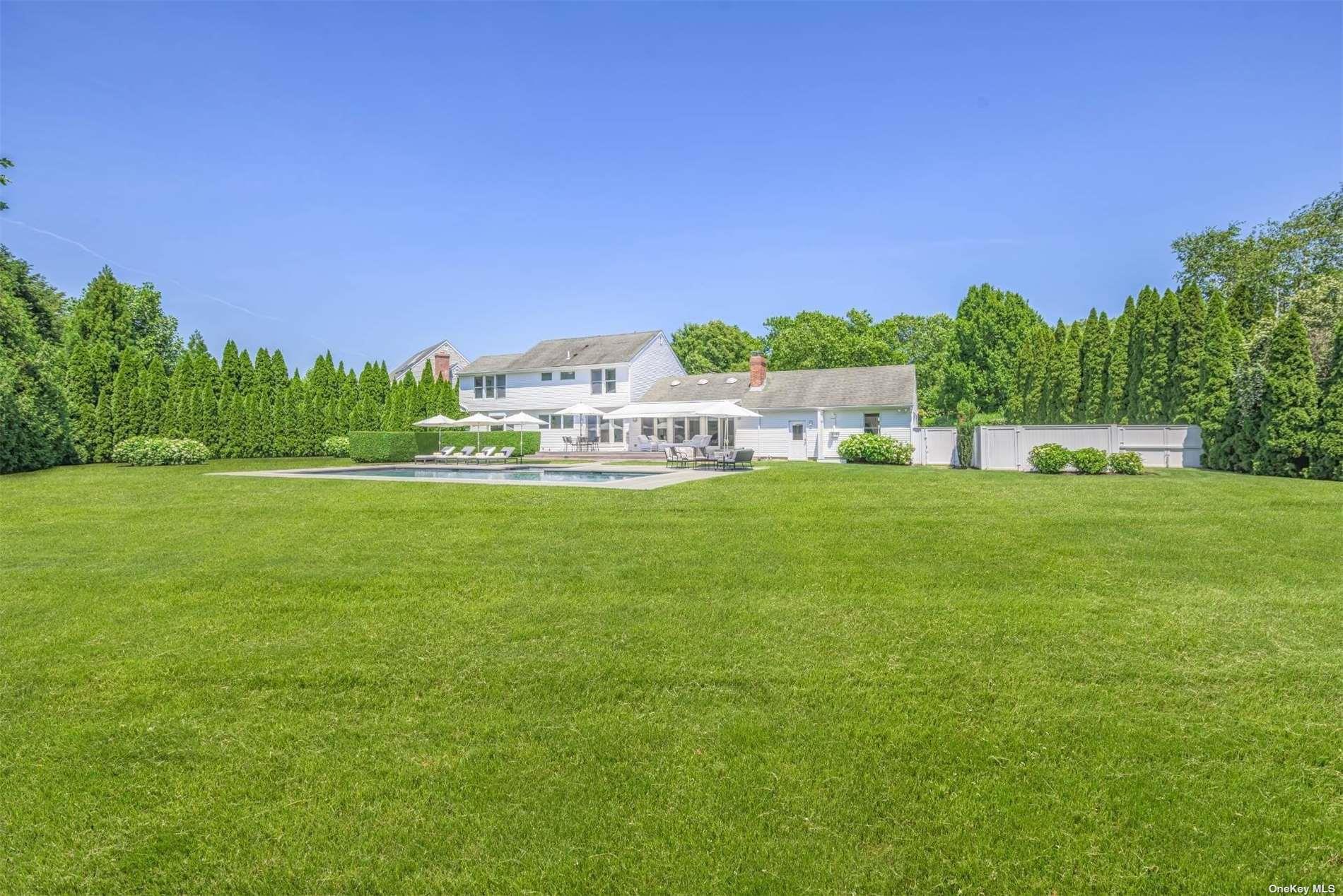 138 Coopers Farm Road, Southampton, NY 11968