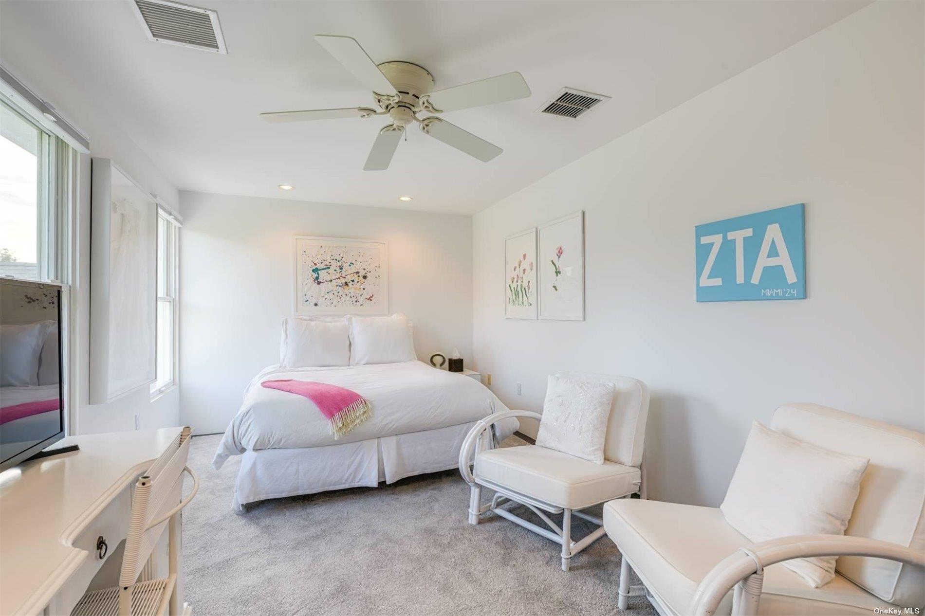 138 Coopers Farm Road, Southampton, NY 11968