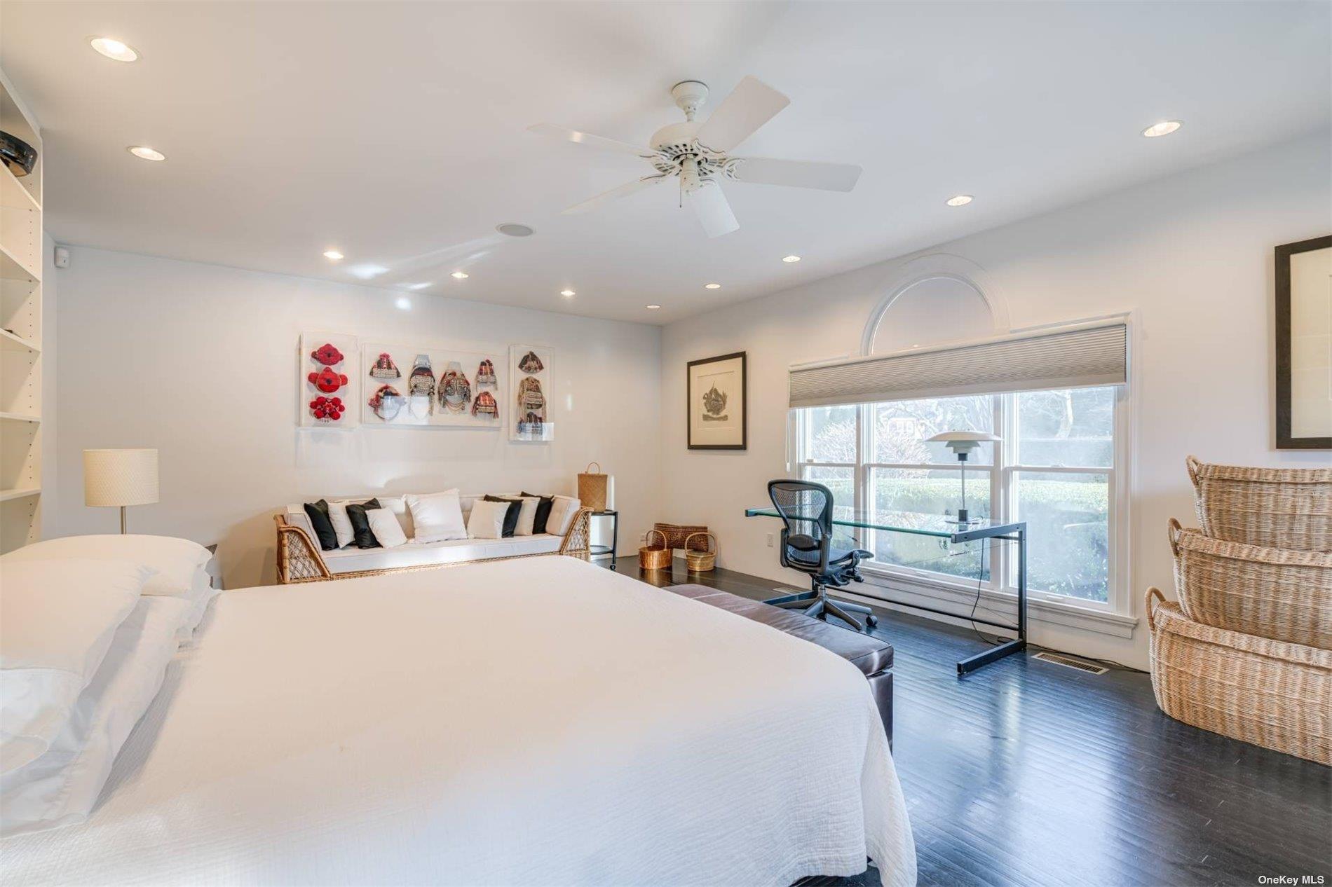 138 Coopers Farm Road, Southampton, NY 11968