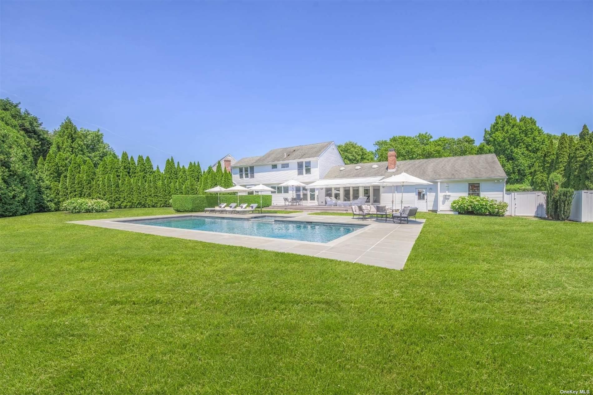 138 Coopers Farm Road, Southampton, NY 11968