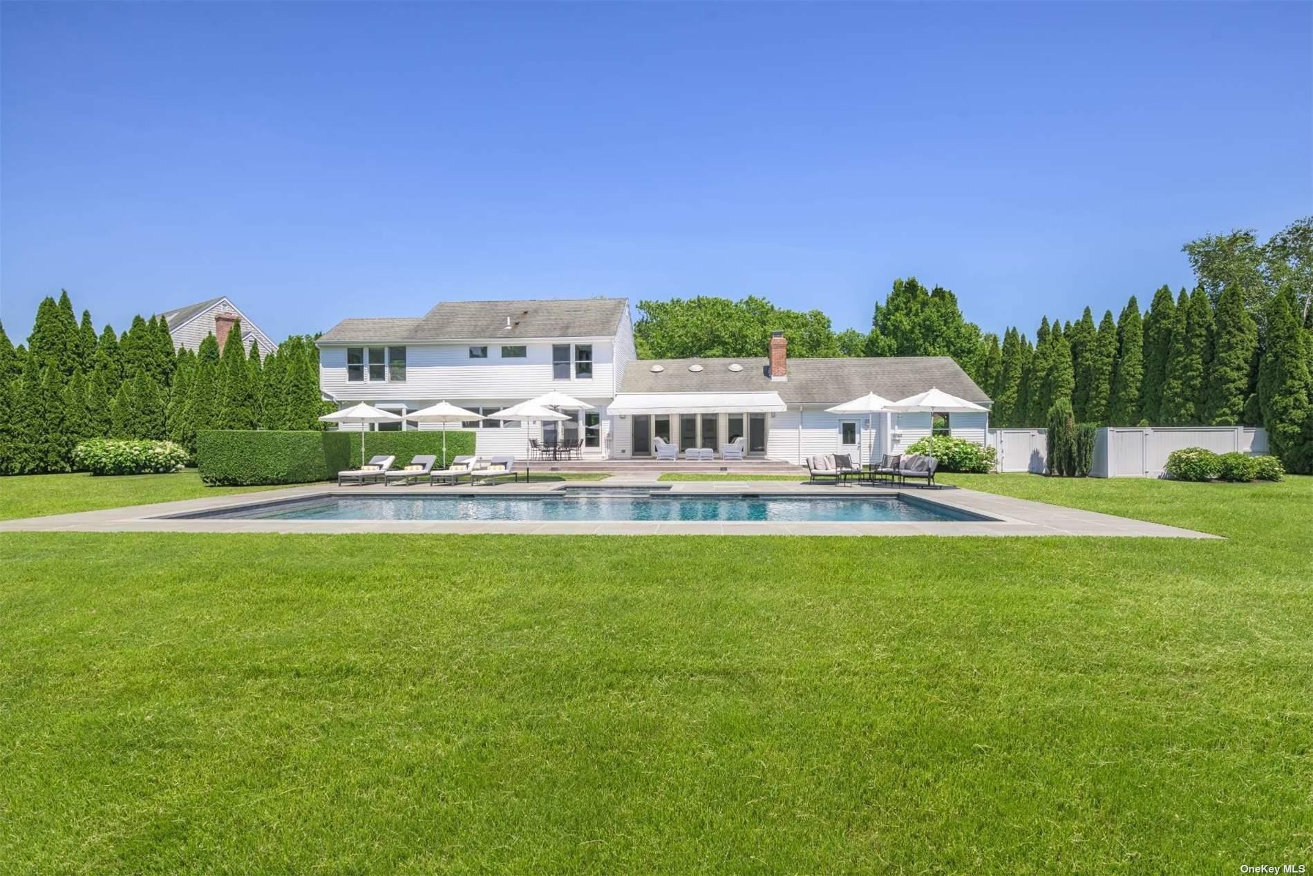 138 Coopers Farm Road, Southampton, NY 11968